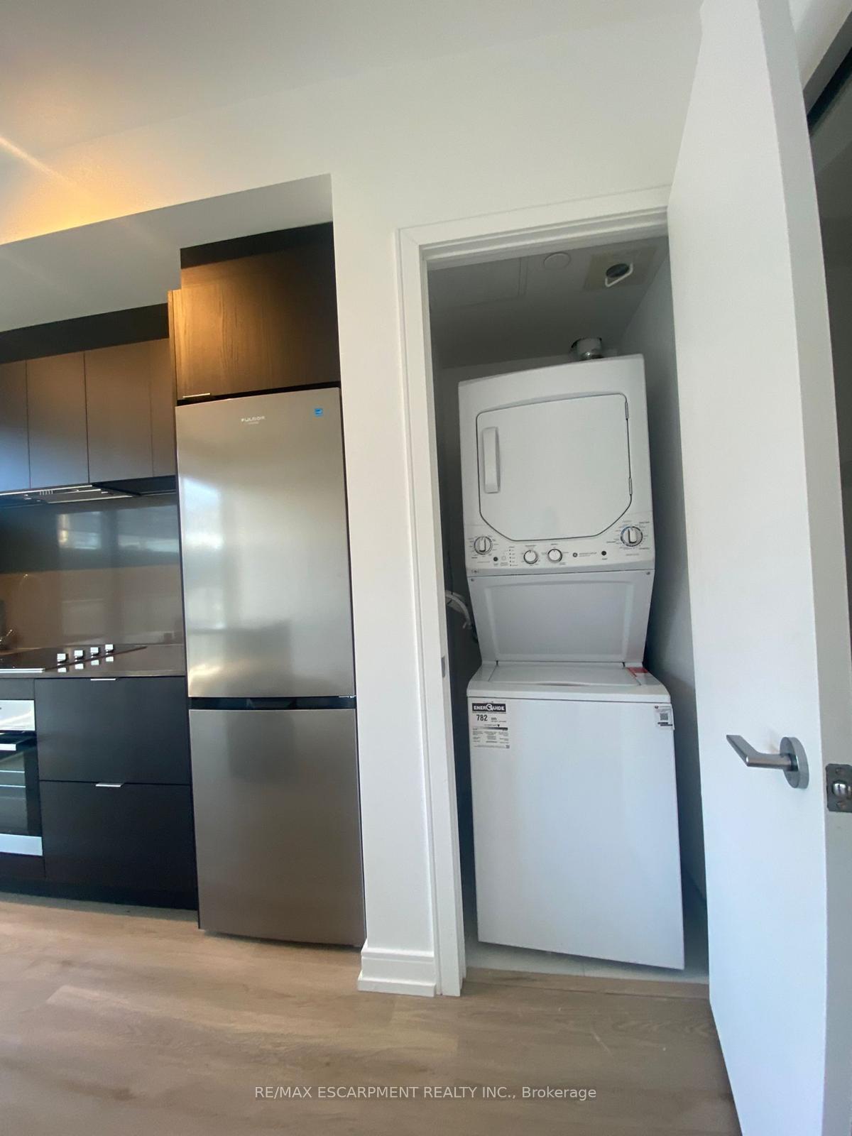 Photo 2 of Unit 1518, 1 Jarvis Street E, Hamilton, Beasley — HOMEH
