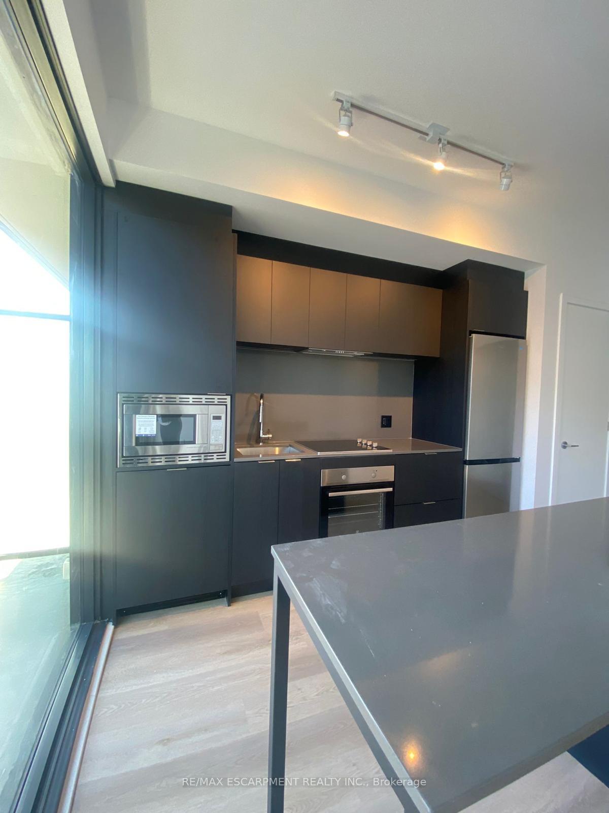 Photo 3 of Unit 1518, 1 Jarvis Street E, Hamilton, Beasley — HOMEH
