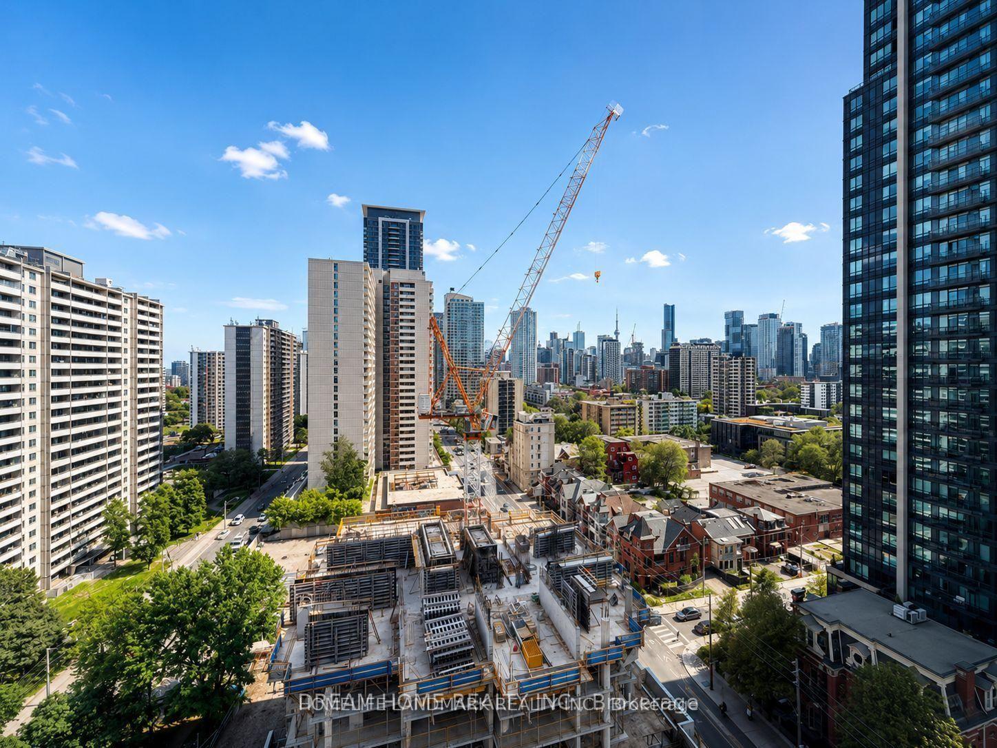 Photo 12 of Unit 2002, 609 Sherbourne Street, Toronto, North St. James Town — HOMEH