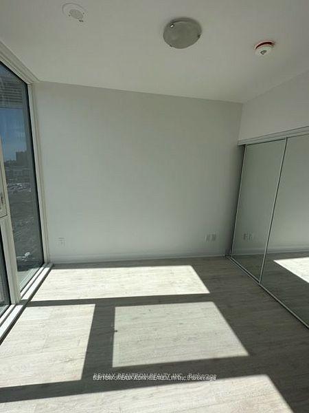 Photo 8 of Unit 703W, 10 Gatineau Drive, Vaughan, Beverley Glen — HOMEH