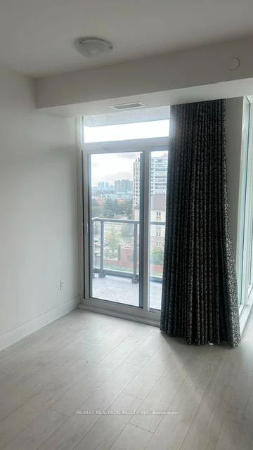 Photo 9 of Unit 703W, 10 Gatineau Drive, Vaughan, Beverley Glen — HOMEH