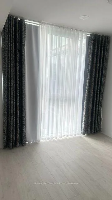 Photo 10 of Unit 703W, 10 Gatineau Drive, Vaughan, Beverley Glen — HOMEH