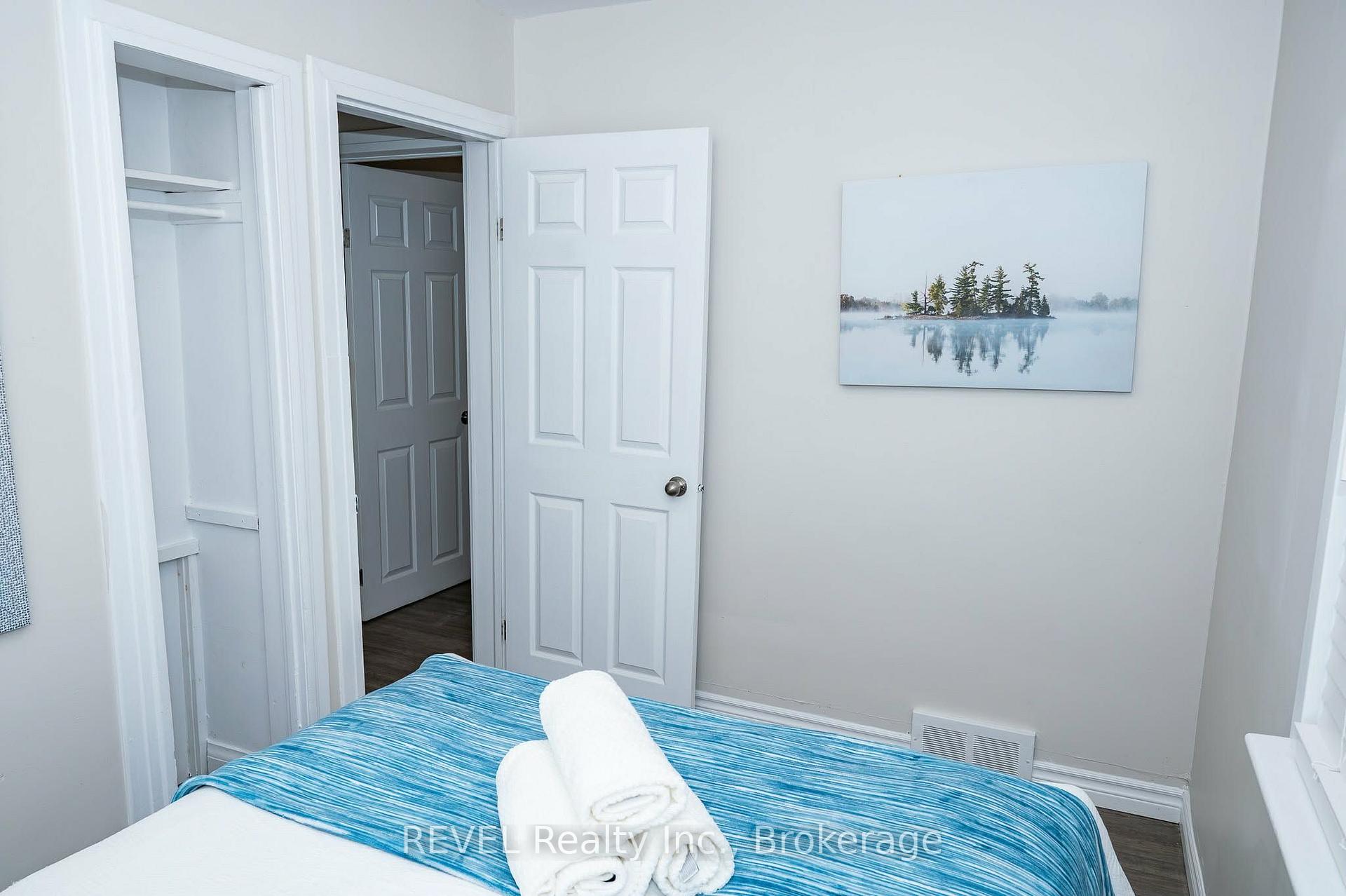 Photo 11 of 6482 Mcleod Road, Niagara Falls, Oldfield — HOMEH