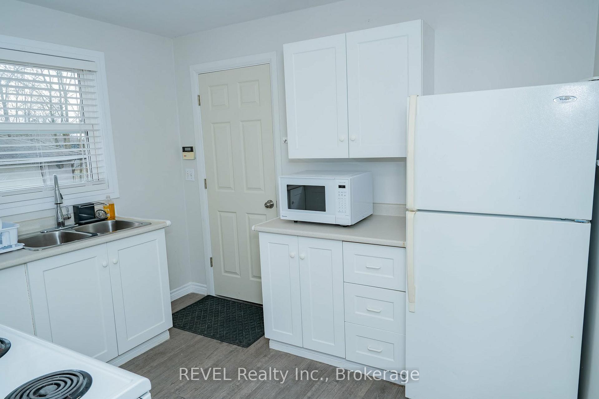 Photo 21 of 6482 Mcleod Road, Niagara Falls, Oldfield — HOMEH