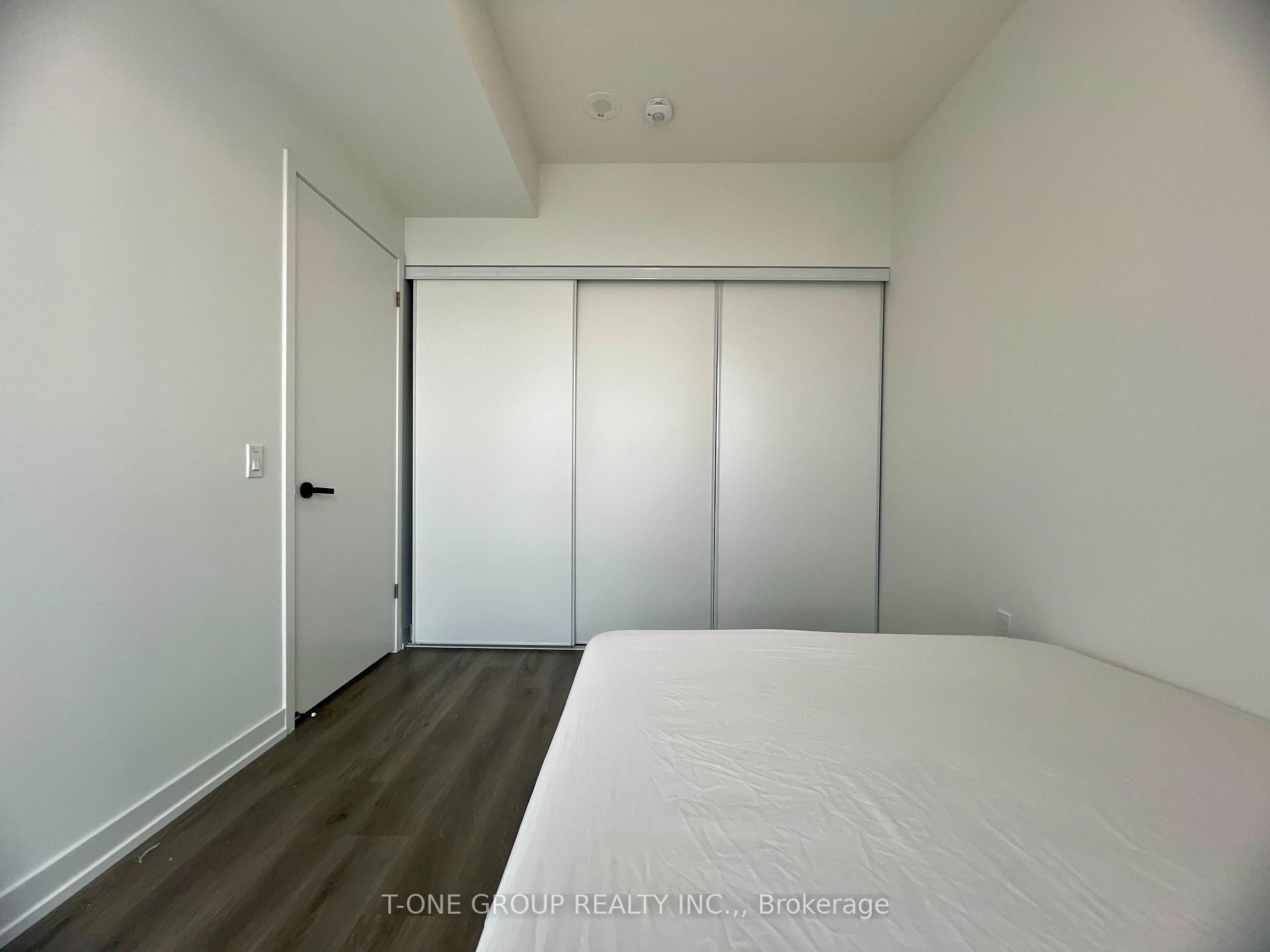 Photo 15 of Unit 5203, 225 Commerce Street, Vaughan, Vaughan Corporate Centre — HOMEH