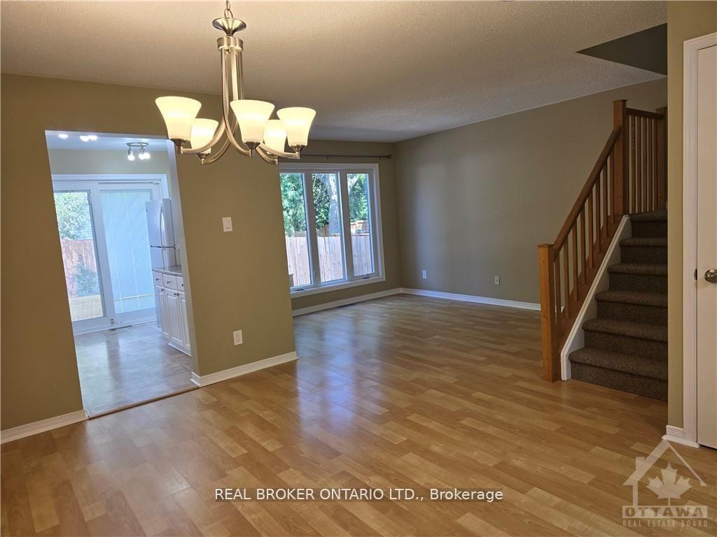 Photo 7 of 59 Piper Crescent, Ottawa, Kanata - Morgan's Grant/South March — HOMEH