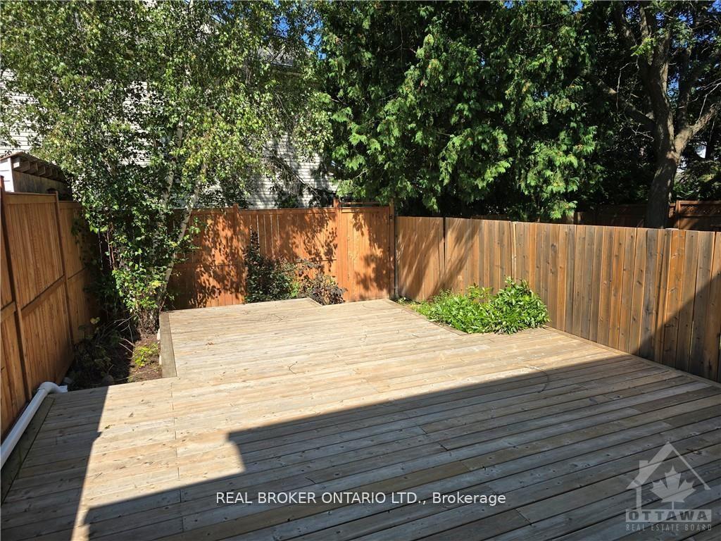 Photo 9 of 59 Piper Crescent, Ottawa, Kanata - Morgan's Grant/South March — HOMEH