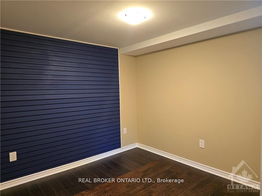 Photo 18 of 59 Piper Crescent, Ottawa, Kanata - Morgan's Grant/South March — HOMEH