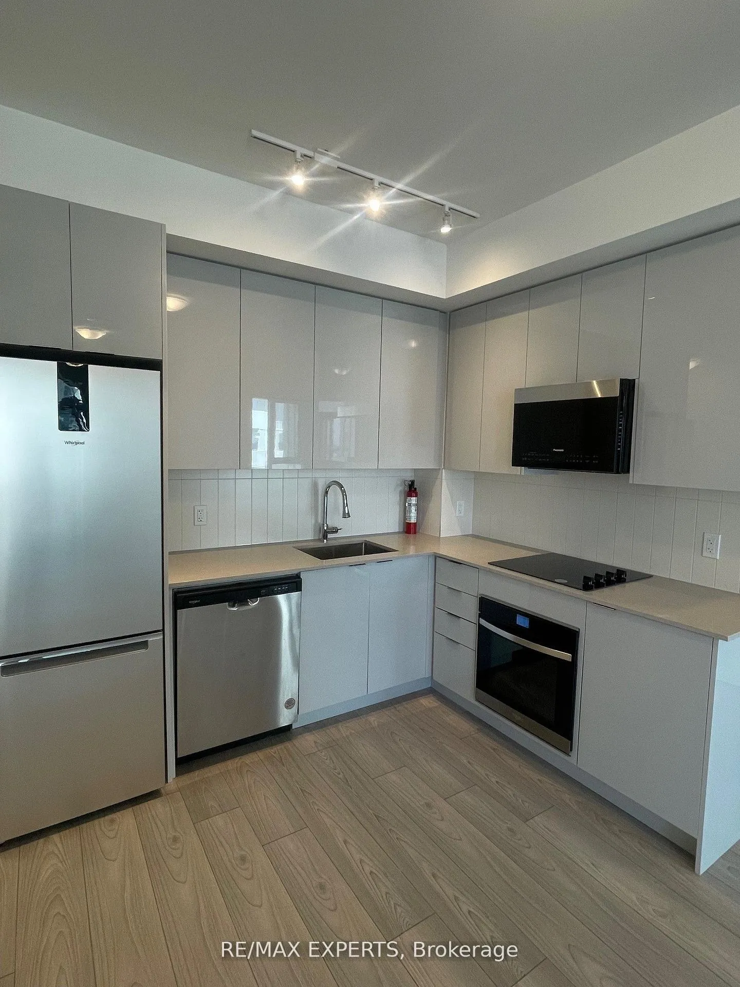 Front of Unit 1101, 474 Caldari Road