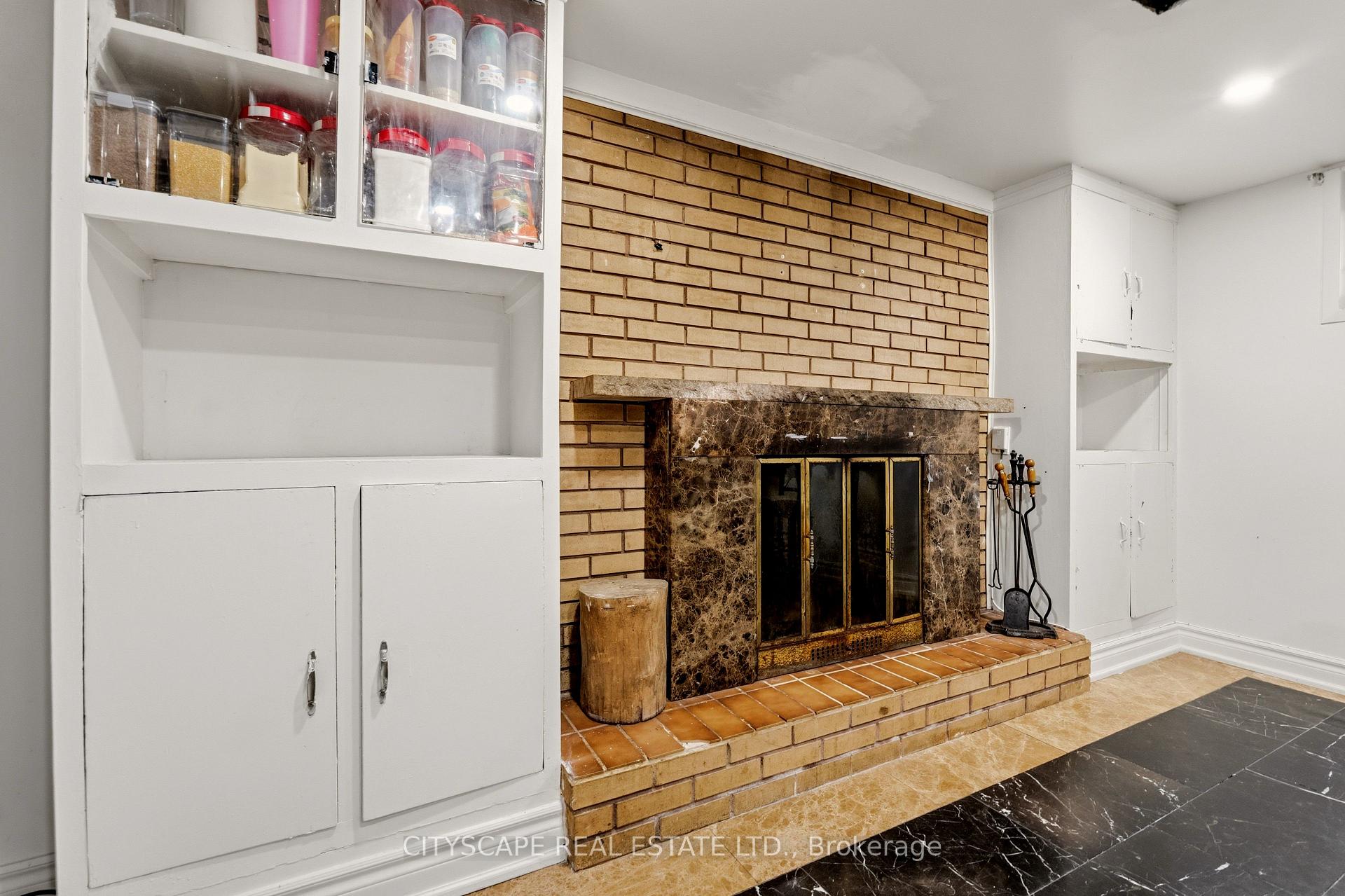 Photo 25 of 12 Vanderbrent Crescent, Etobicoke, Willowridge-Martingrove-Richview — HOMEH