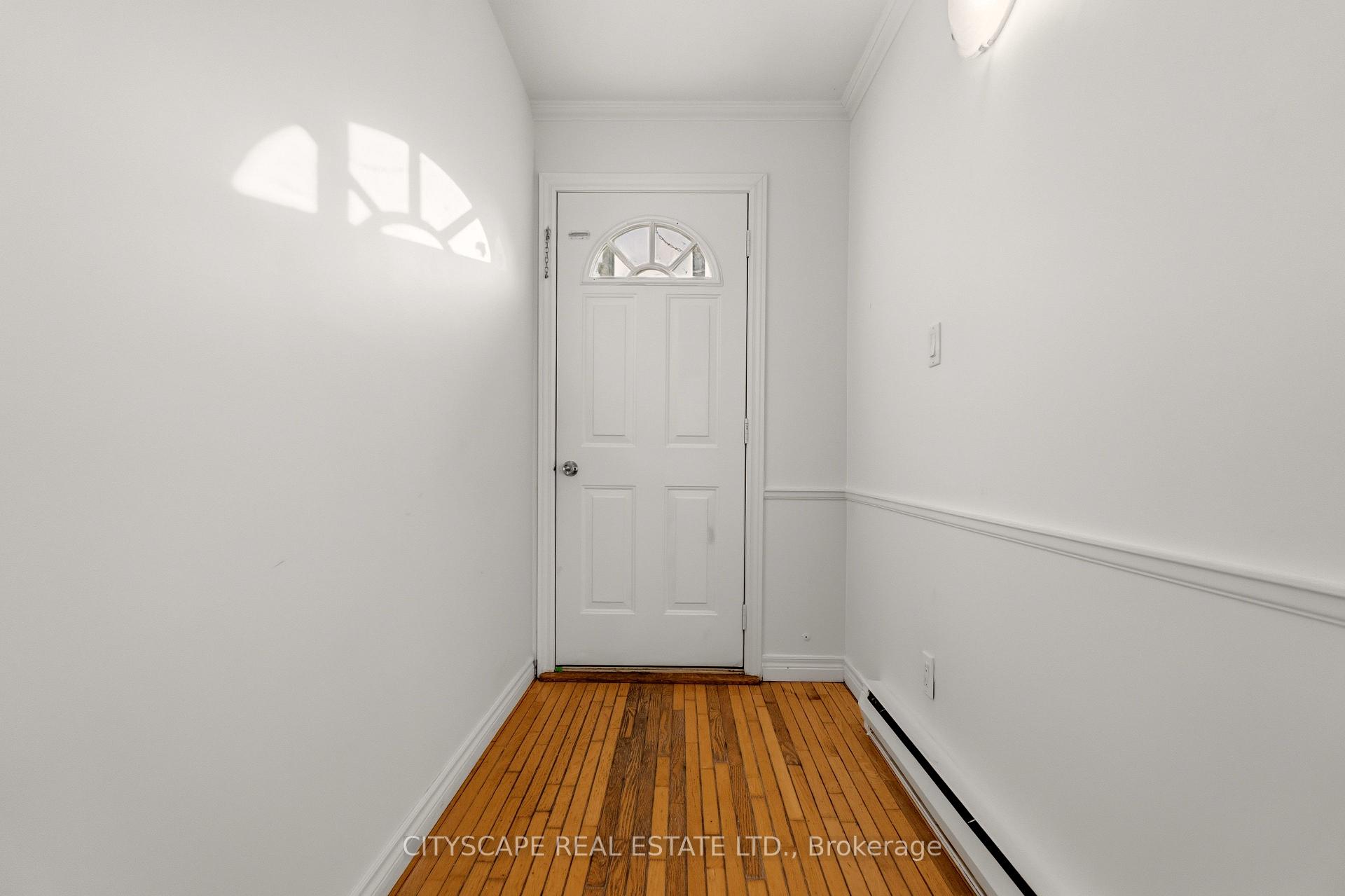 Photo 35 of 12 Vanderbrent Crescent, Etobicoke, Willowridge-Martingrove-Richview — HOMEH