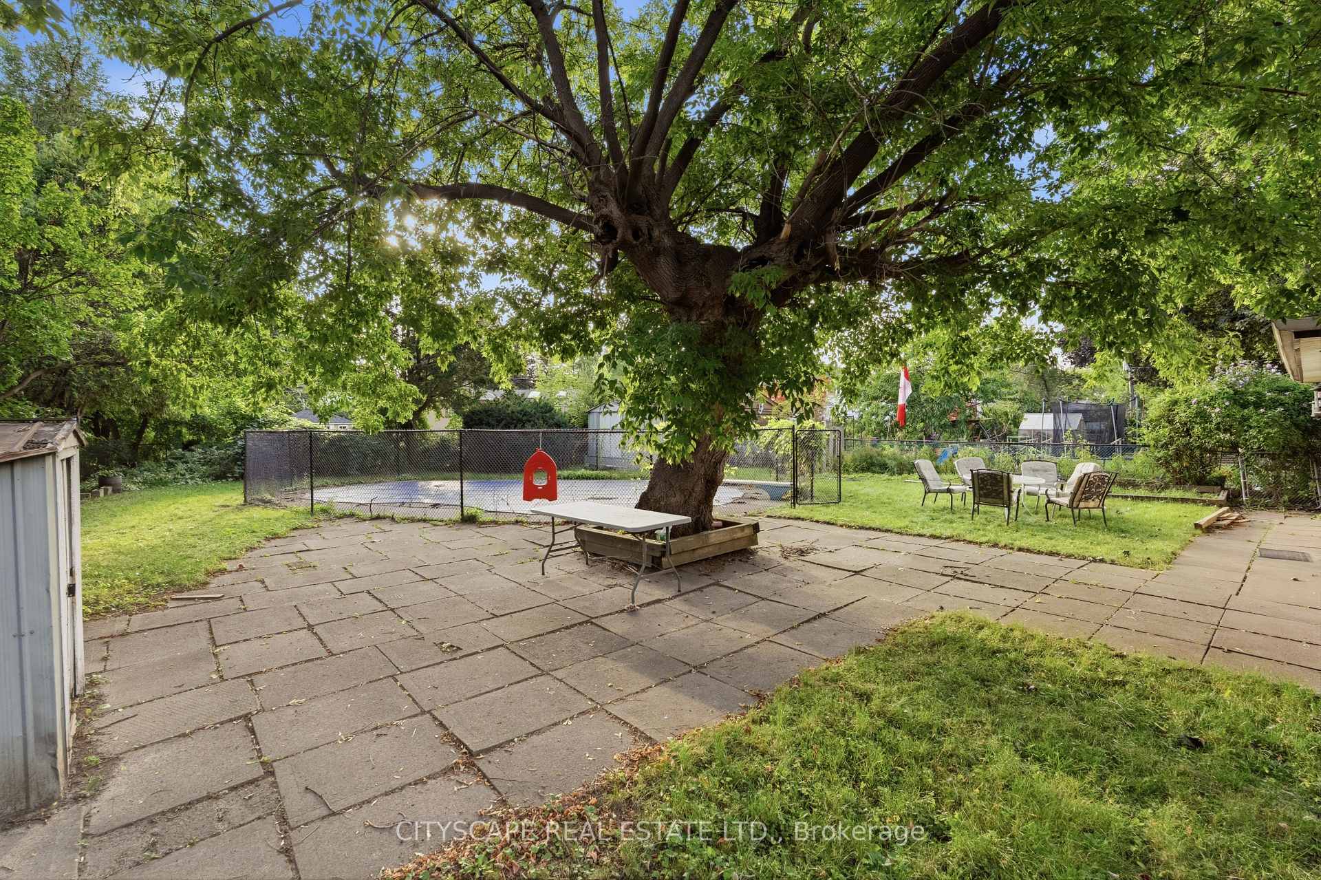 Photo 45 of 12 Vanderbrent Crescent, Etobicoke, Willowridge-Martingrove-Richview — HOMEH