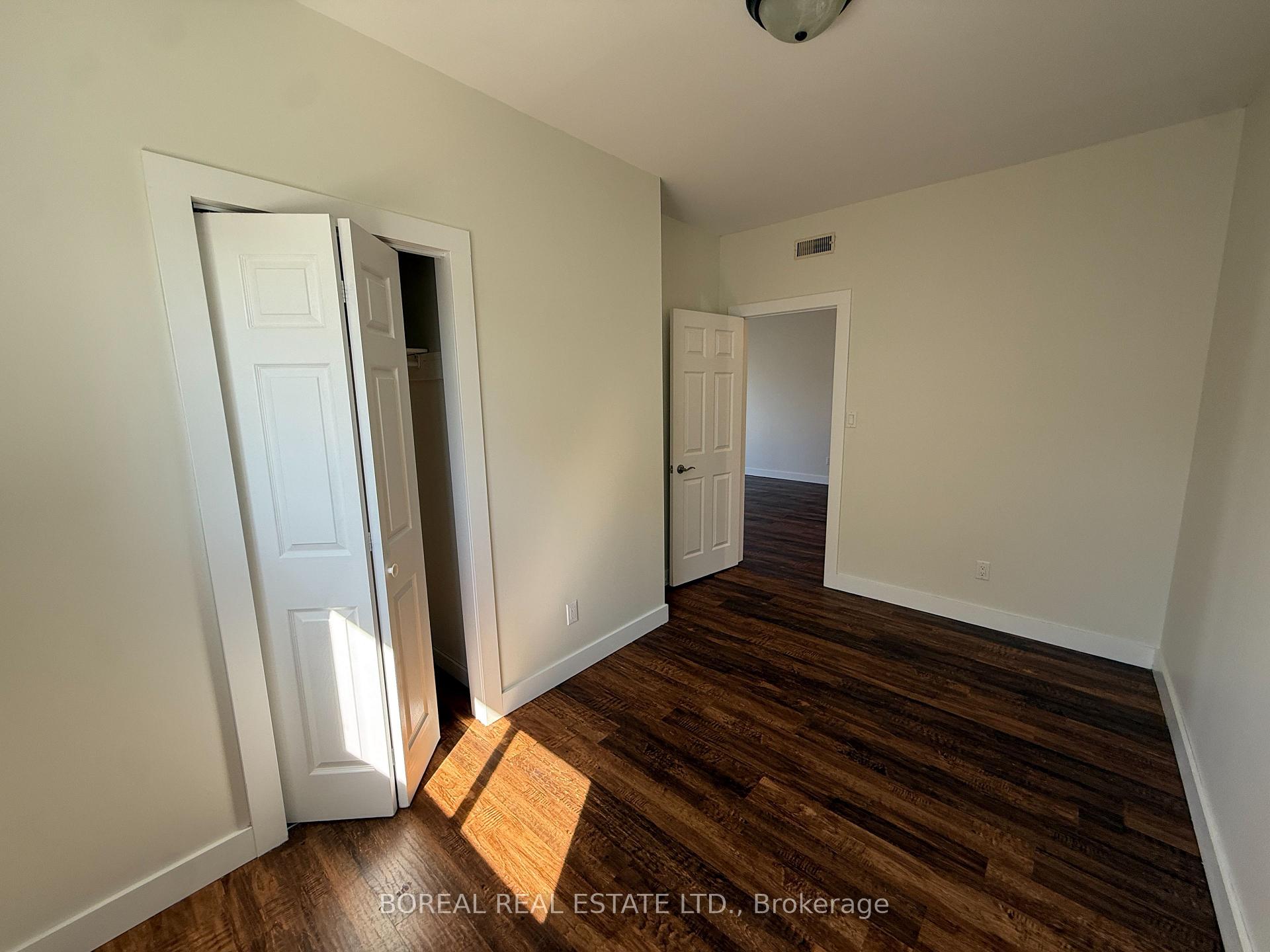 Photo 15 of 230 Tenth Avenue, Cochrane — HOMEH