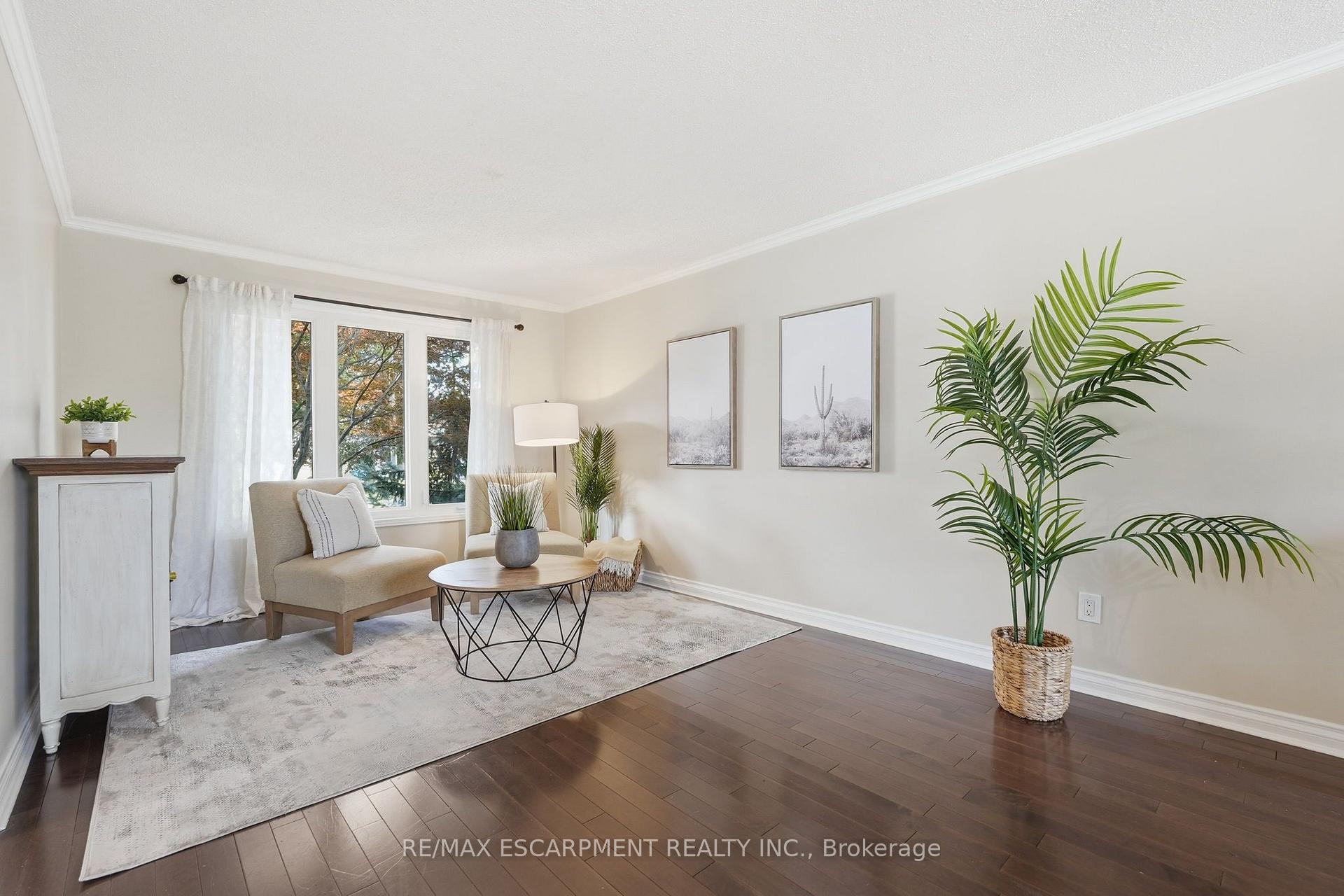 Photo 7 of 10 Acacia Street, Hamilton, Stoney Creek Mountain — HOMEH