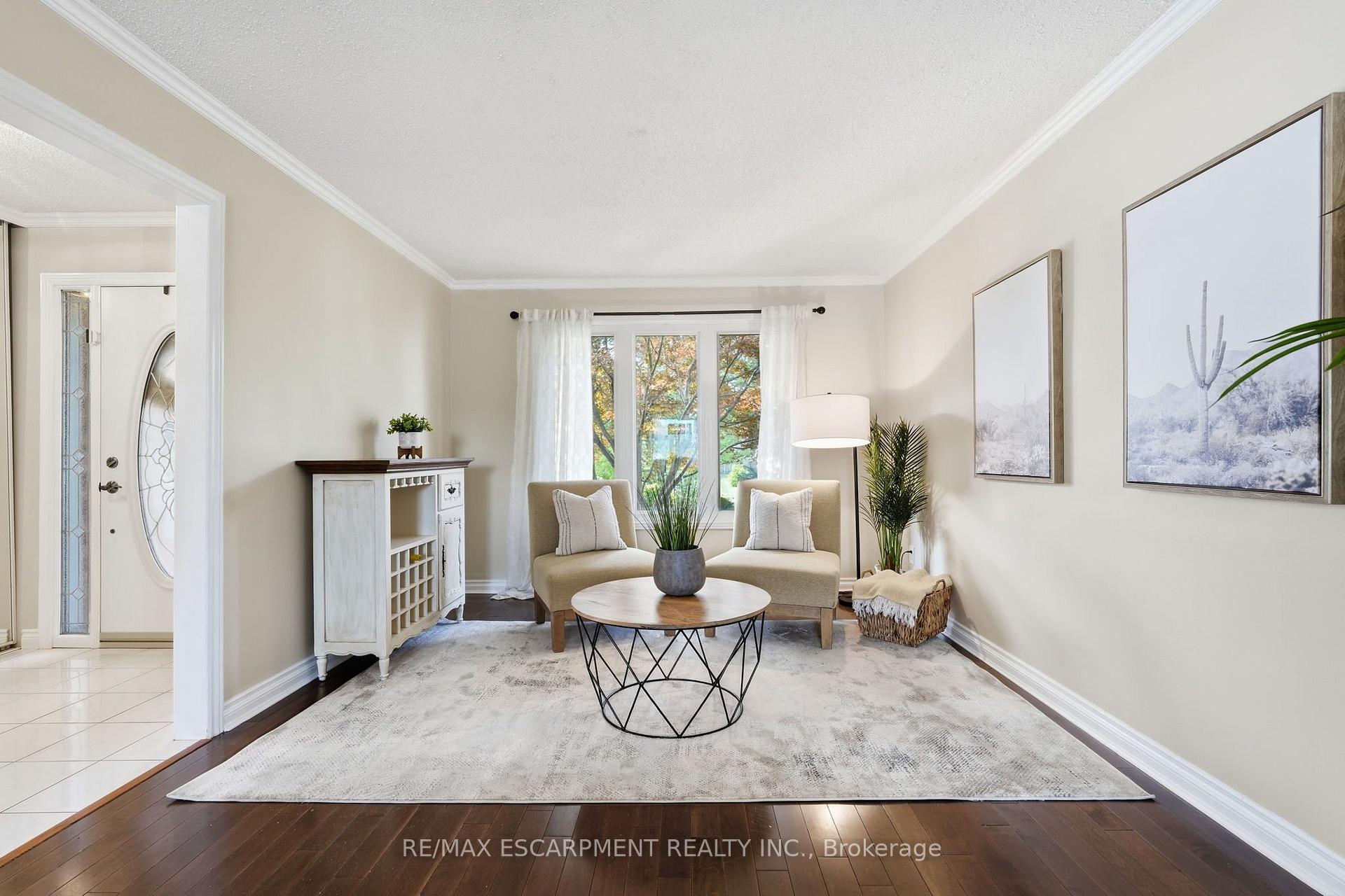 Photo 8 of 10 Acacia Street, Hamilton, Stoney Creek Mountain — HOMEH