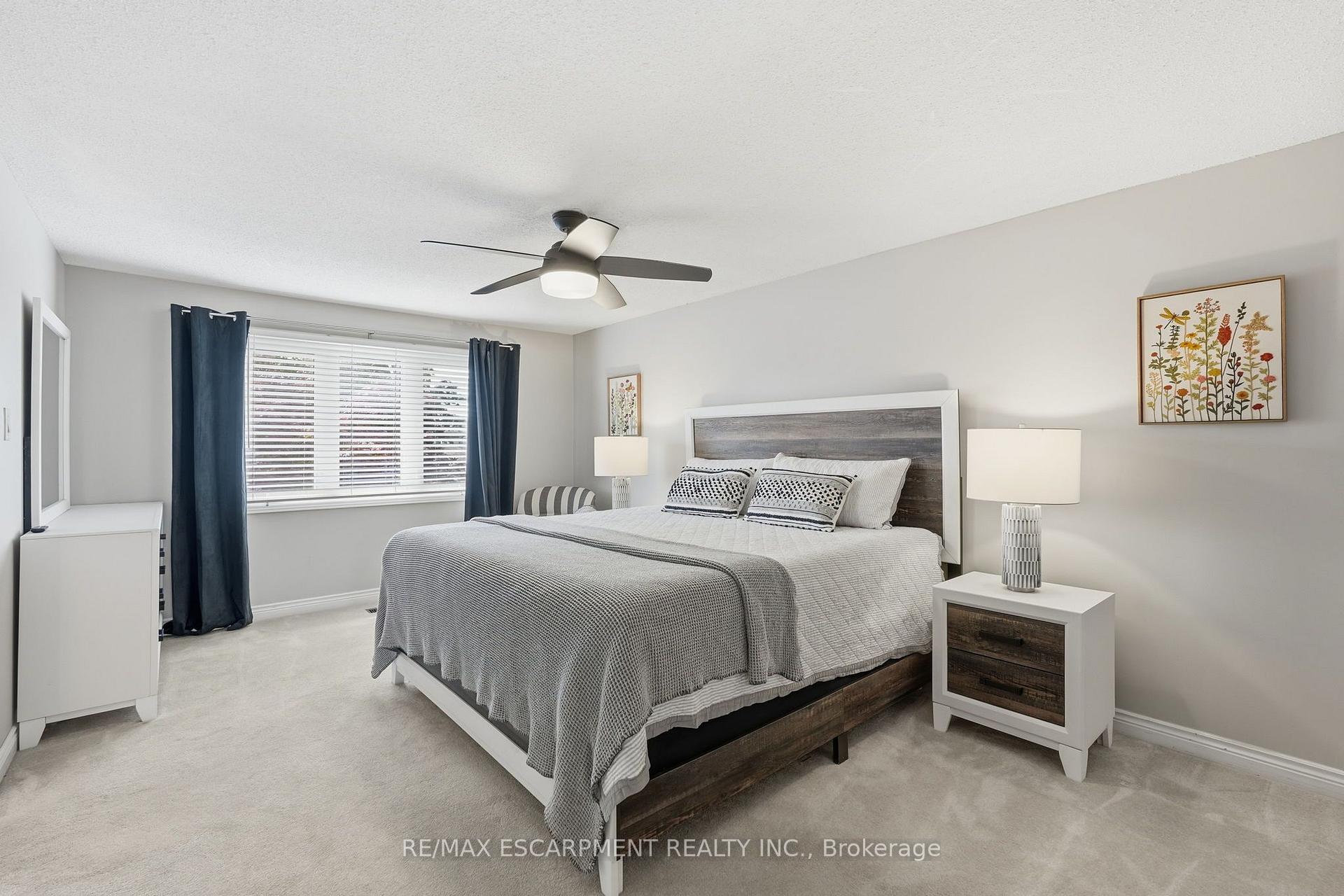 Photo 34 of 10 Acacia Street, Hamilton, Stoney Creek Mountain — HOMEH