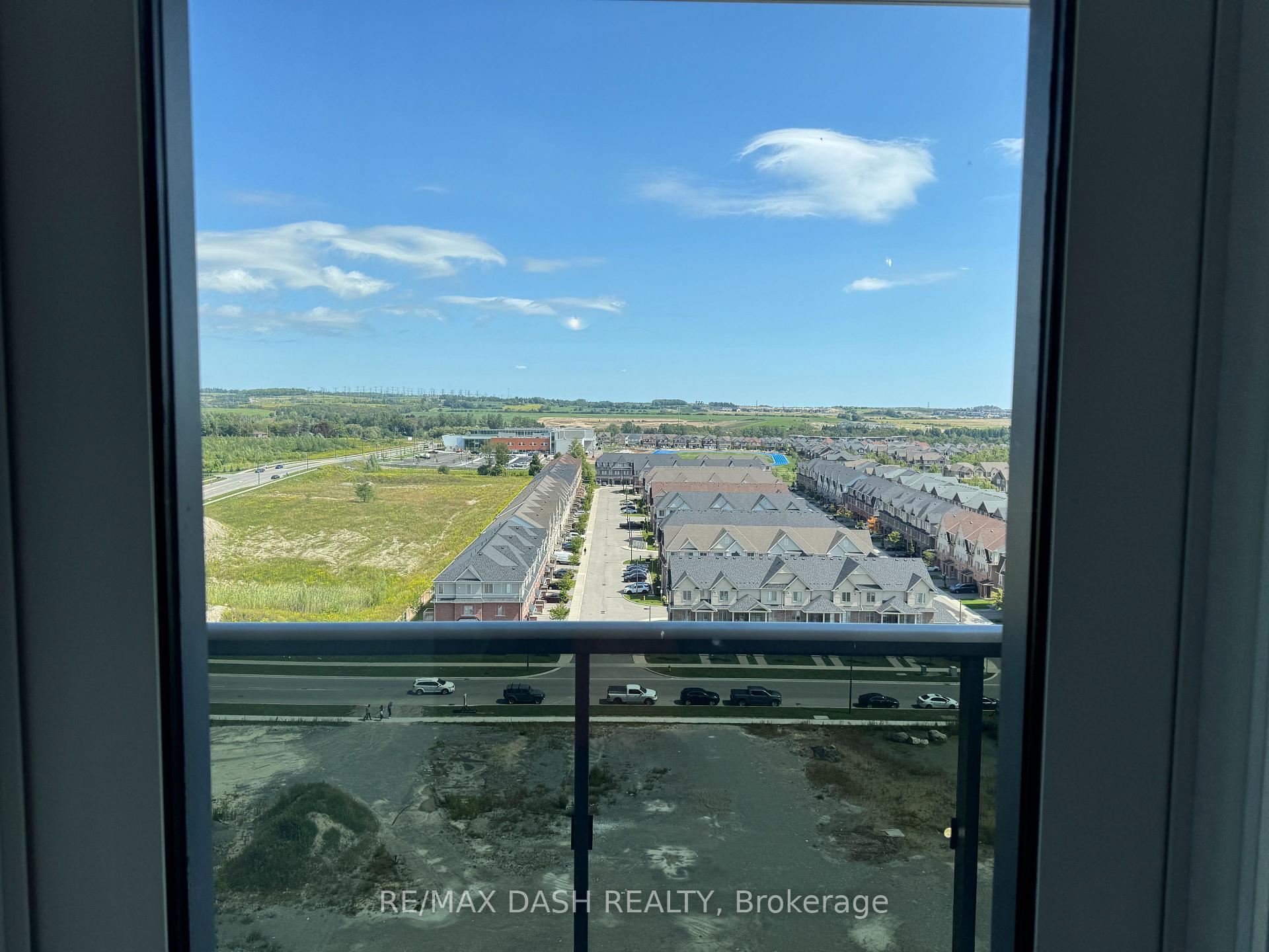 Photo 10 of Unit 1138, 2545 Simcoe Street N, Oshawa, Windfields — HOMEH