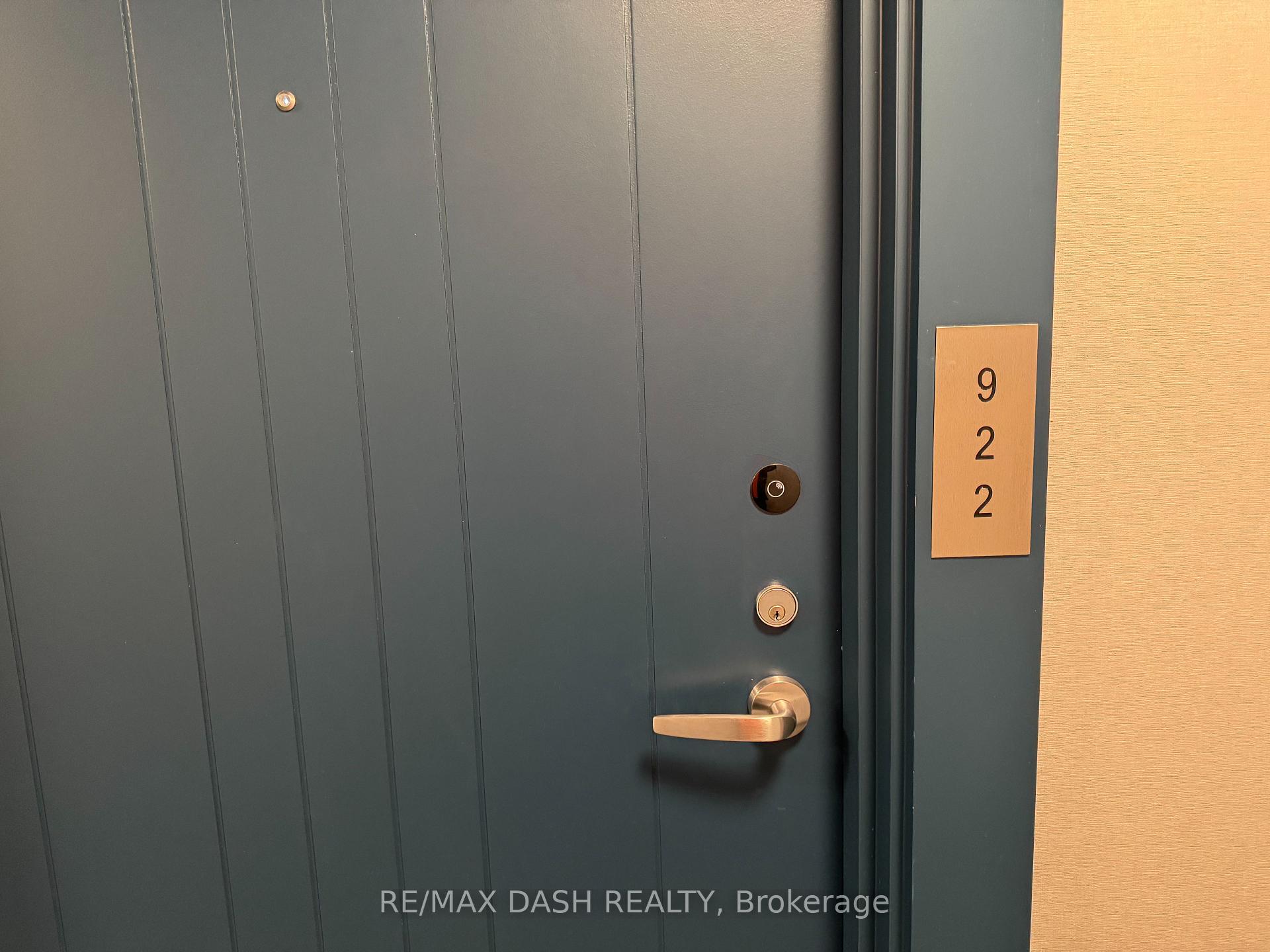 Photo 2 of Unit 922, 2545 Simcoe Street N, Oshawa, Windfields — HOMEH