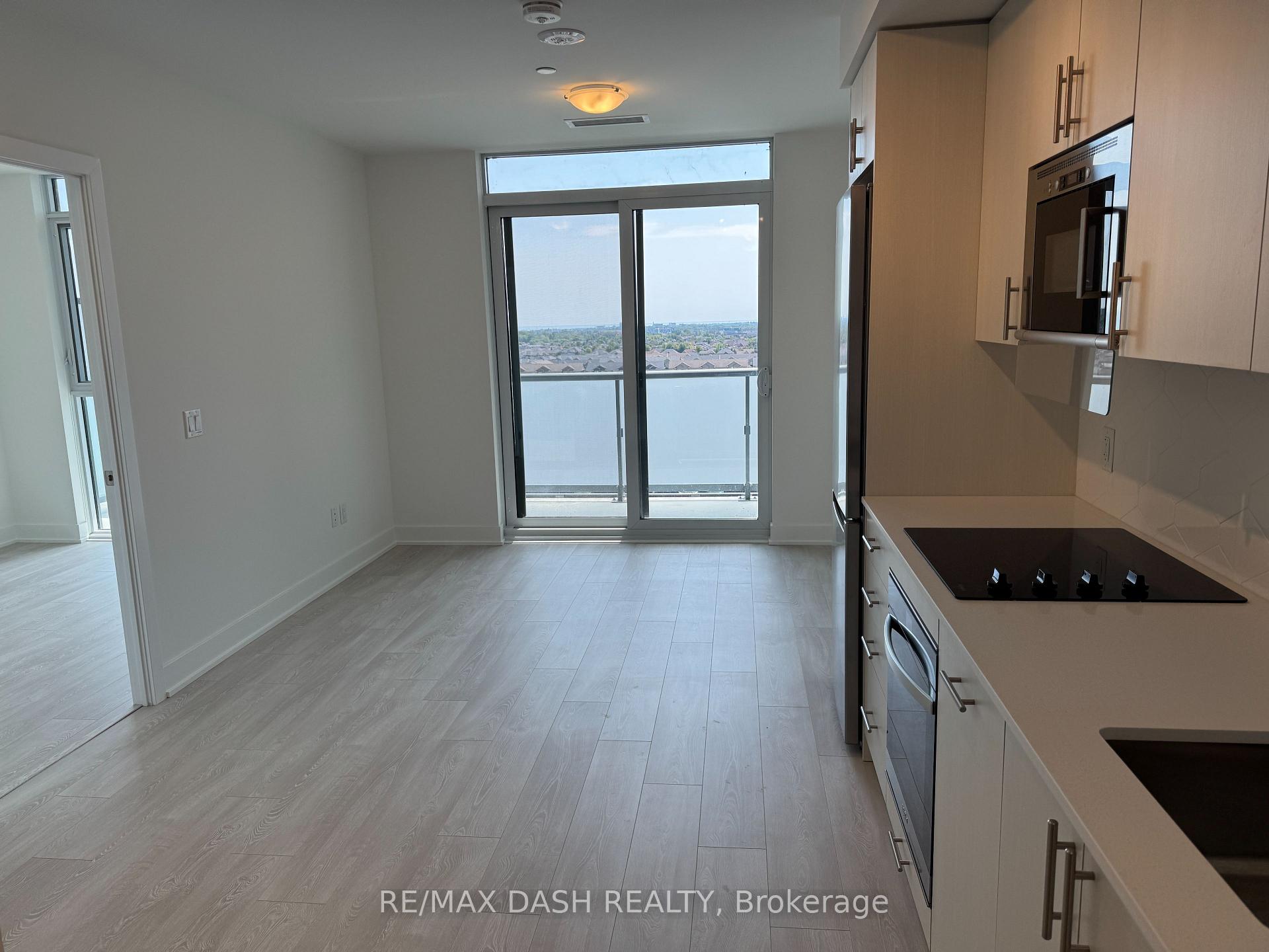 Photo 4 of Unit 922, 2545 Simcoe Street N, Oshawa, Windfields — HOMEH
