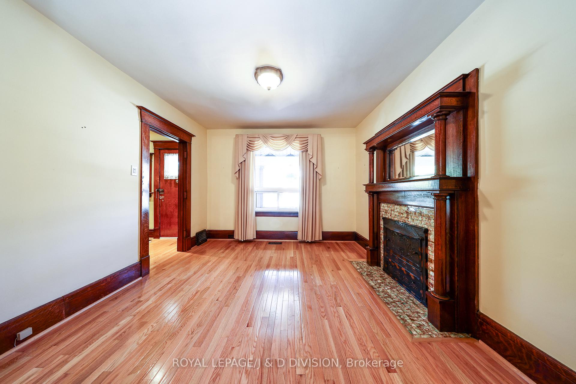 Photo 4 of 553 Runnymede Road, Toronto, Junction Area — HOMEH