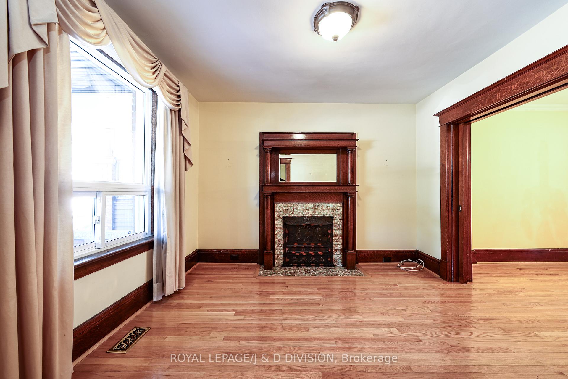 Photo 5 of 553 Runnymede Road, Toronto, Junction Area — HOMEH