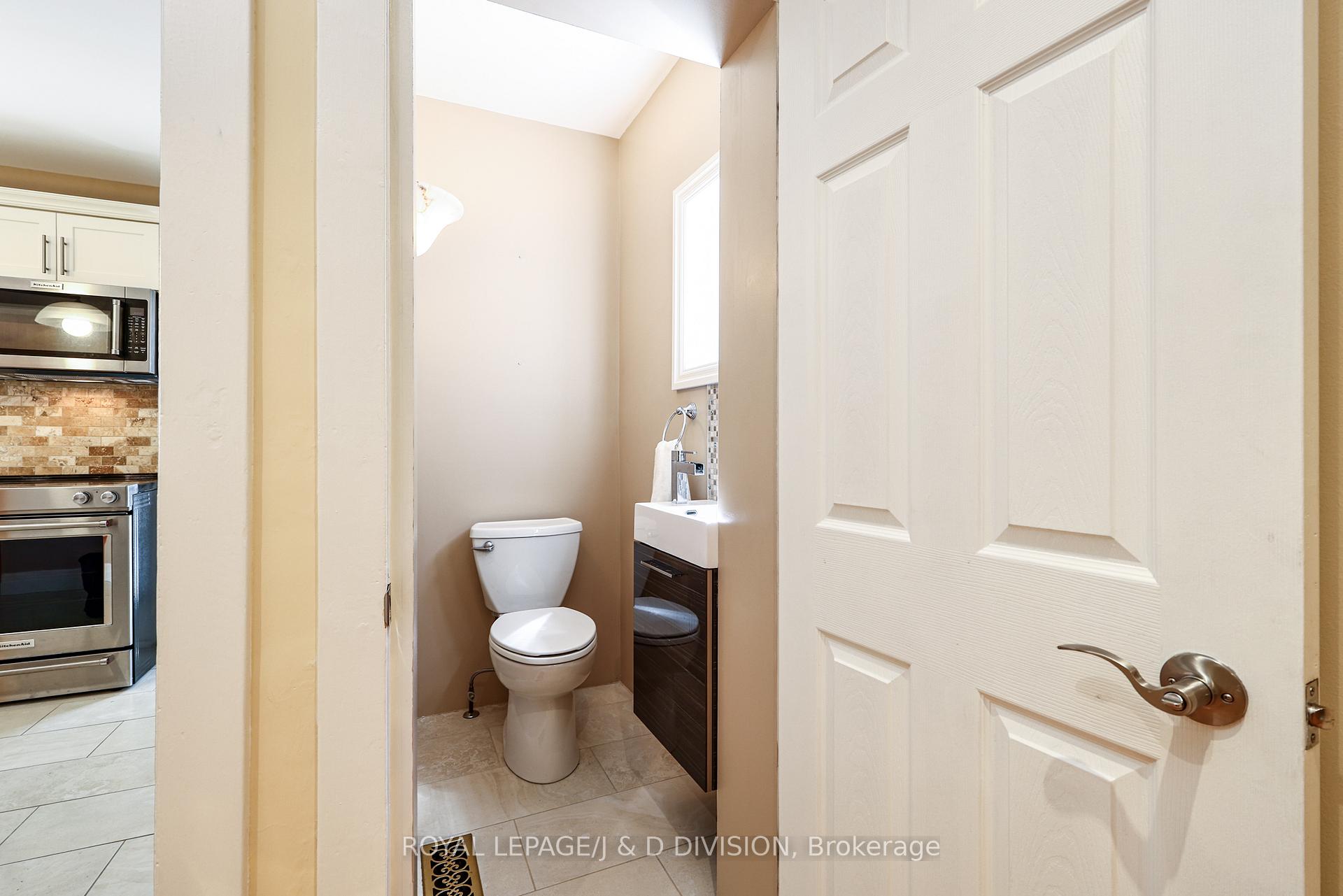 Photo 12 of 553 Runnymede Road, Toronto, Junction Area — HOMEH