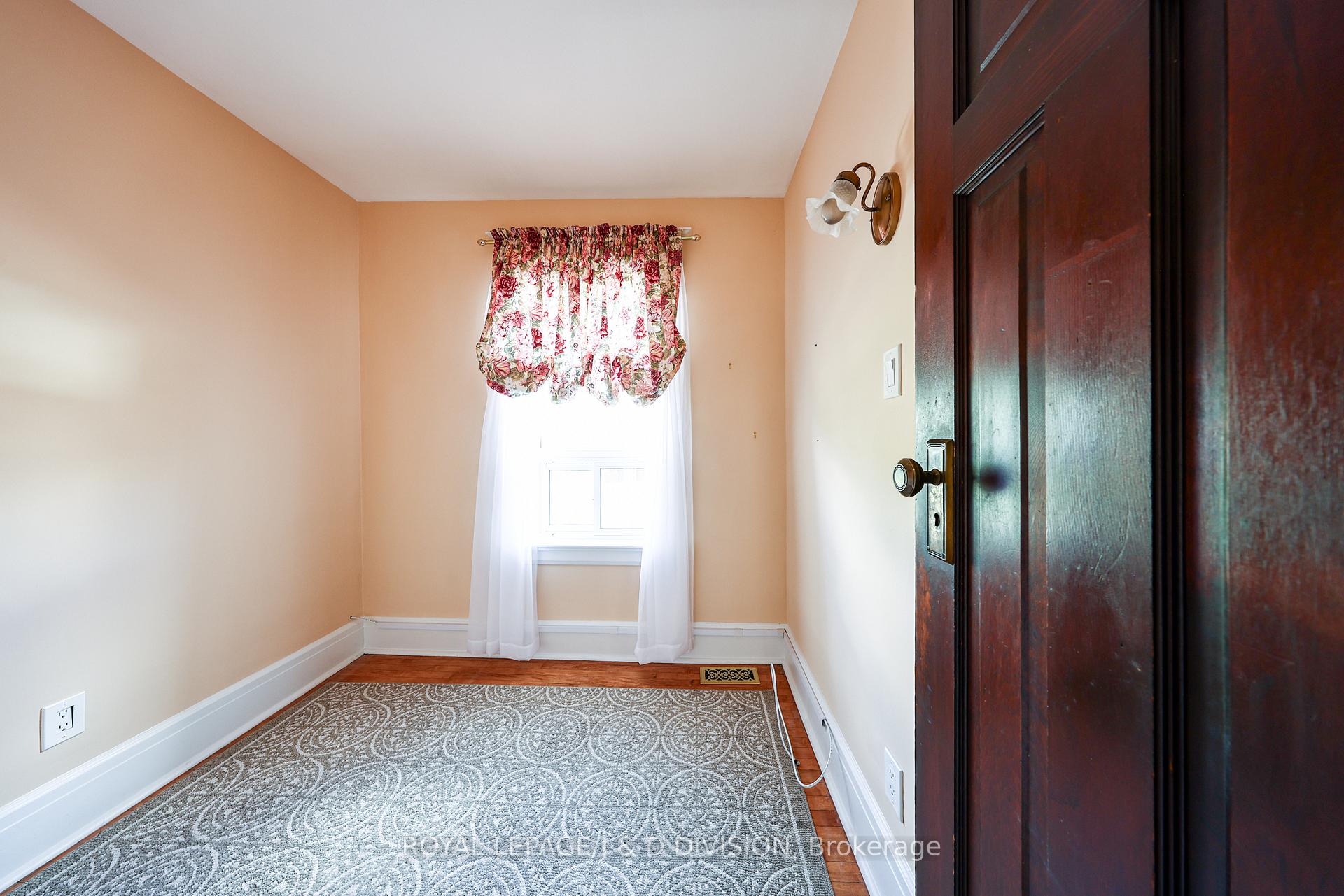 Photo 19 of 553 Runnymede Road, Toronto, Junction Area — HOMEH