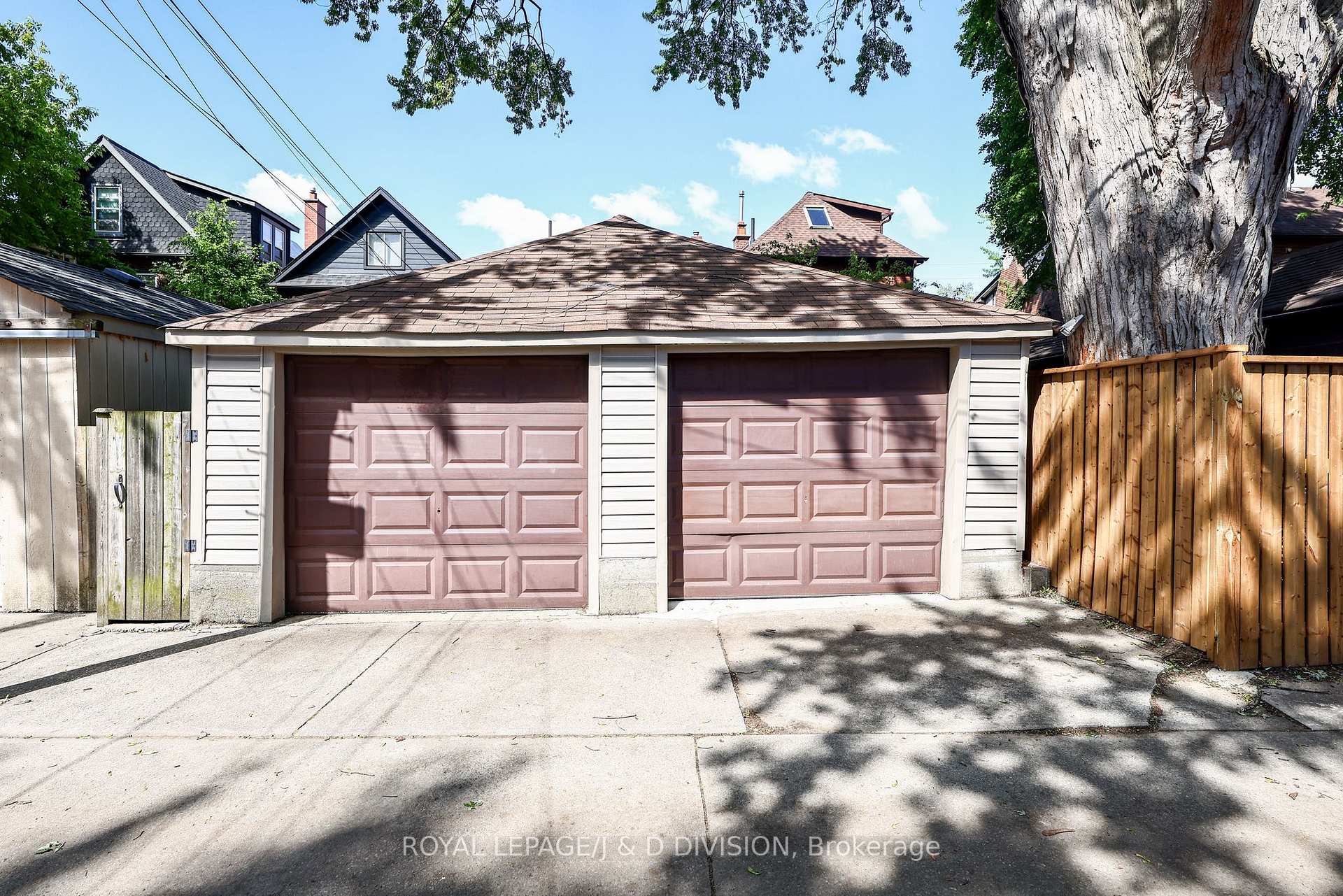 Photo 33 of 553 Runnymede Road, Toronto, Junction Area — HOMEH