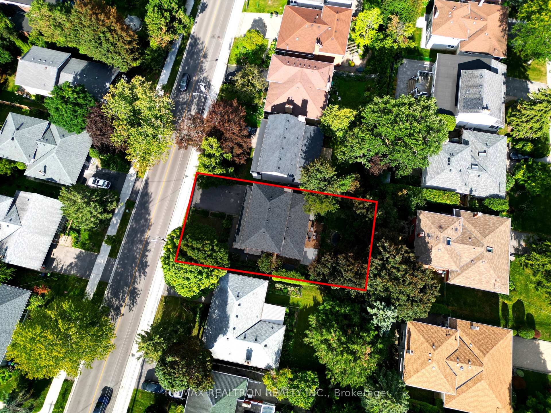 Photo 2 of 591 Cummer Avenue, North York, Bayview Woods-Steeles — HOMEH