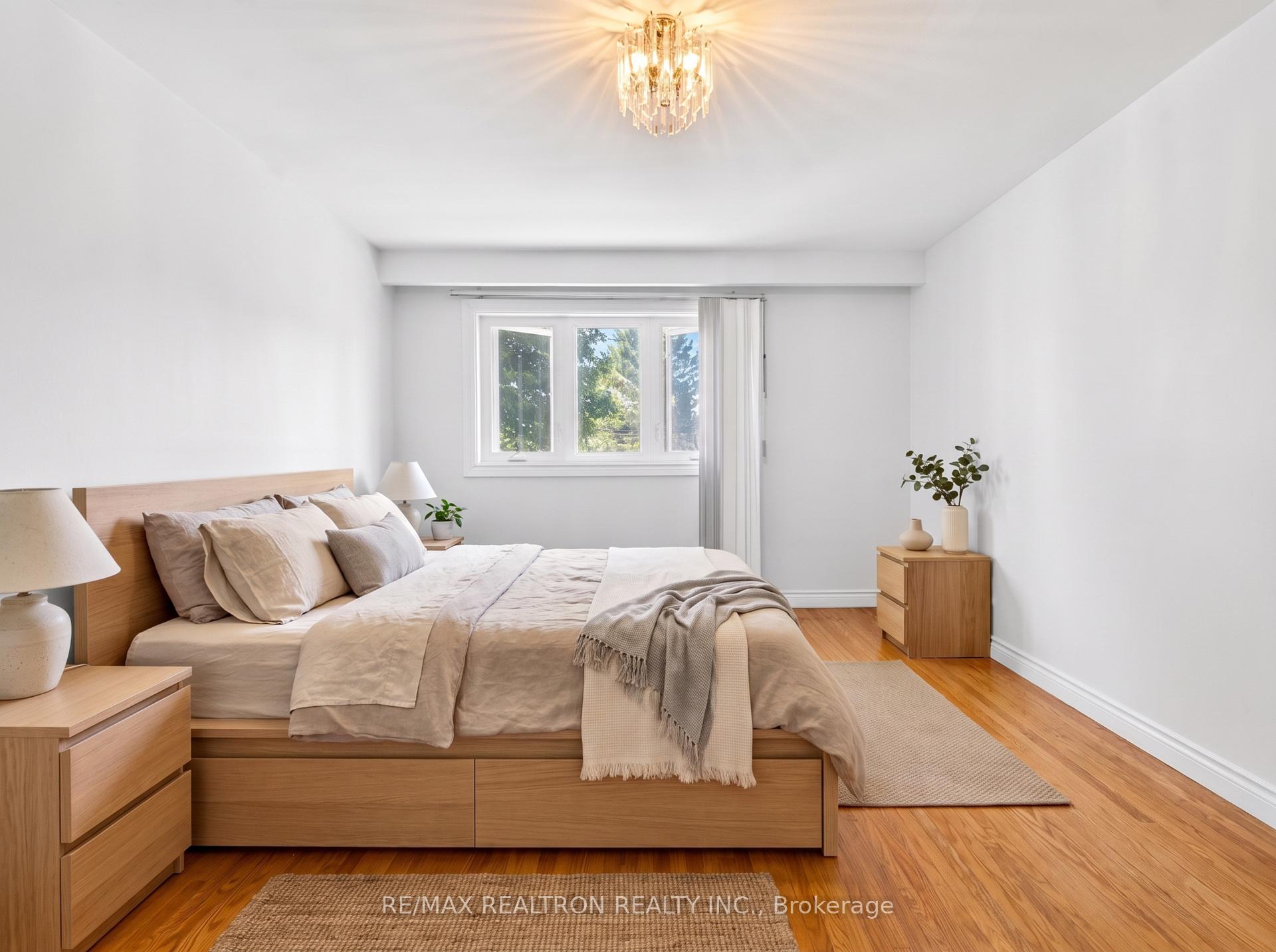 Photo 16 of 591 Cummer Avenue, North York, Bayview Woods-Steeles — HOMEH
