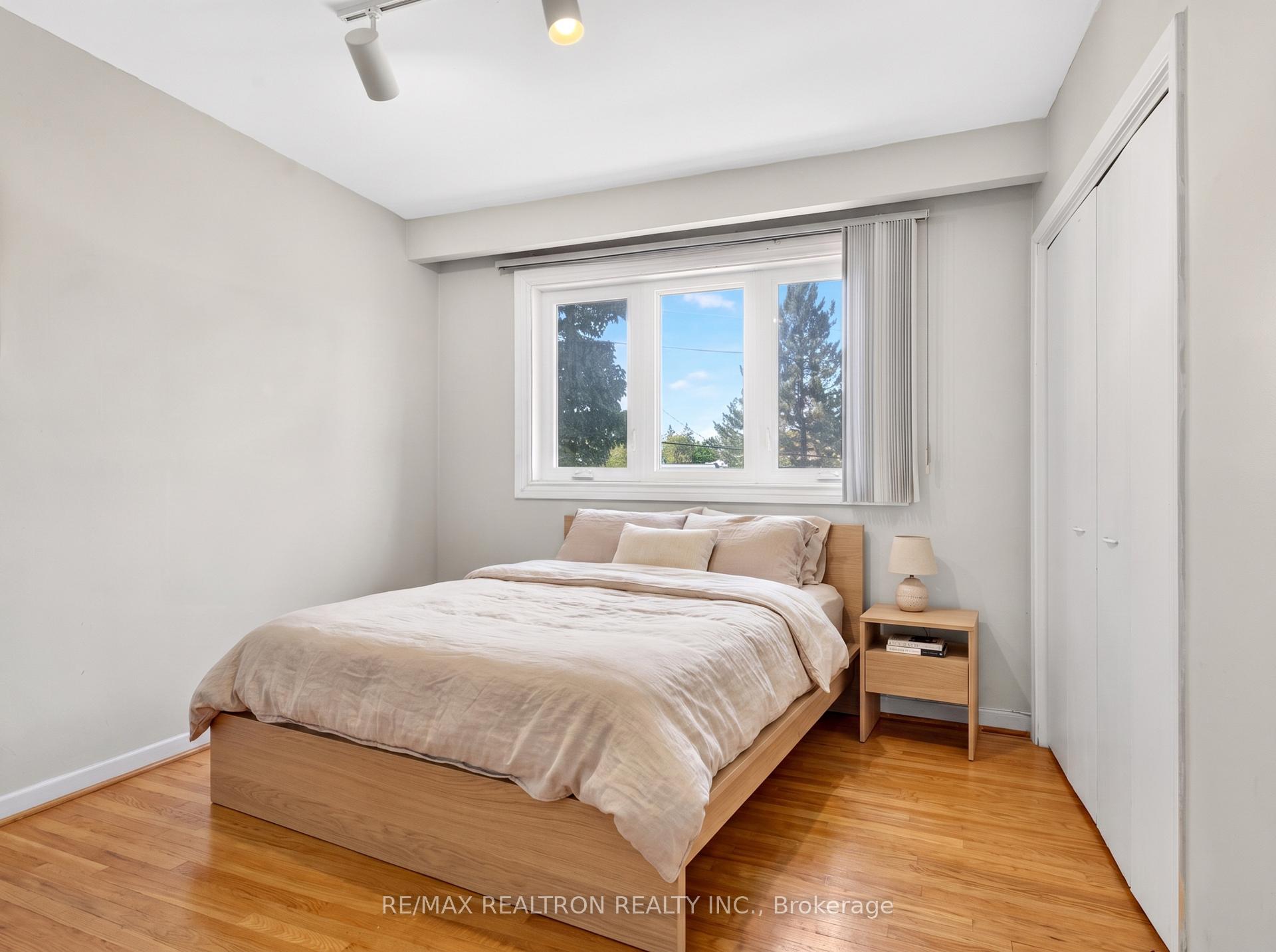 Photo 19 of 591 Cummer Avenue, North York, Bayview Woods-Steeles — HOMEH