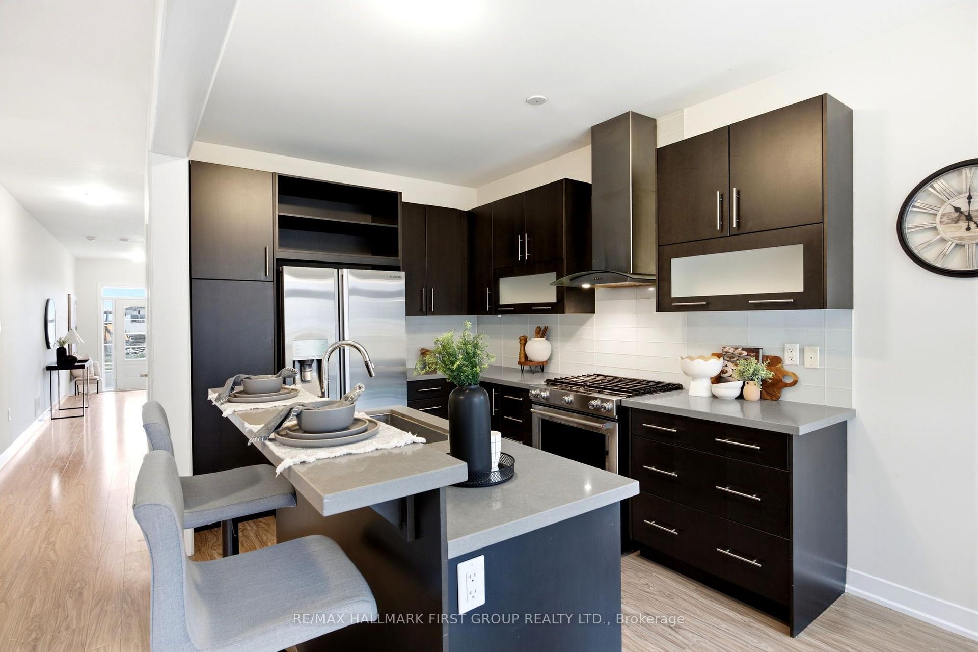 Photo 38 of 142 Vanier Street, Whitby, Pringle Creek — HOMEH
