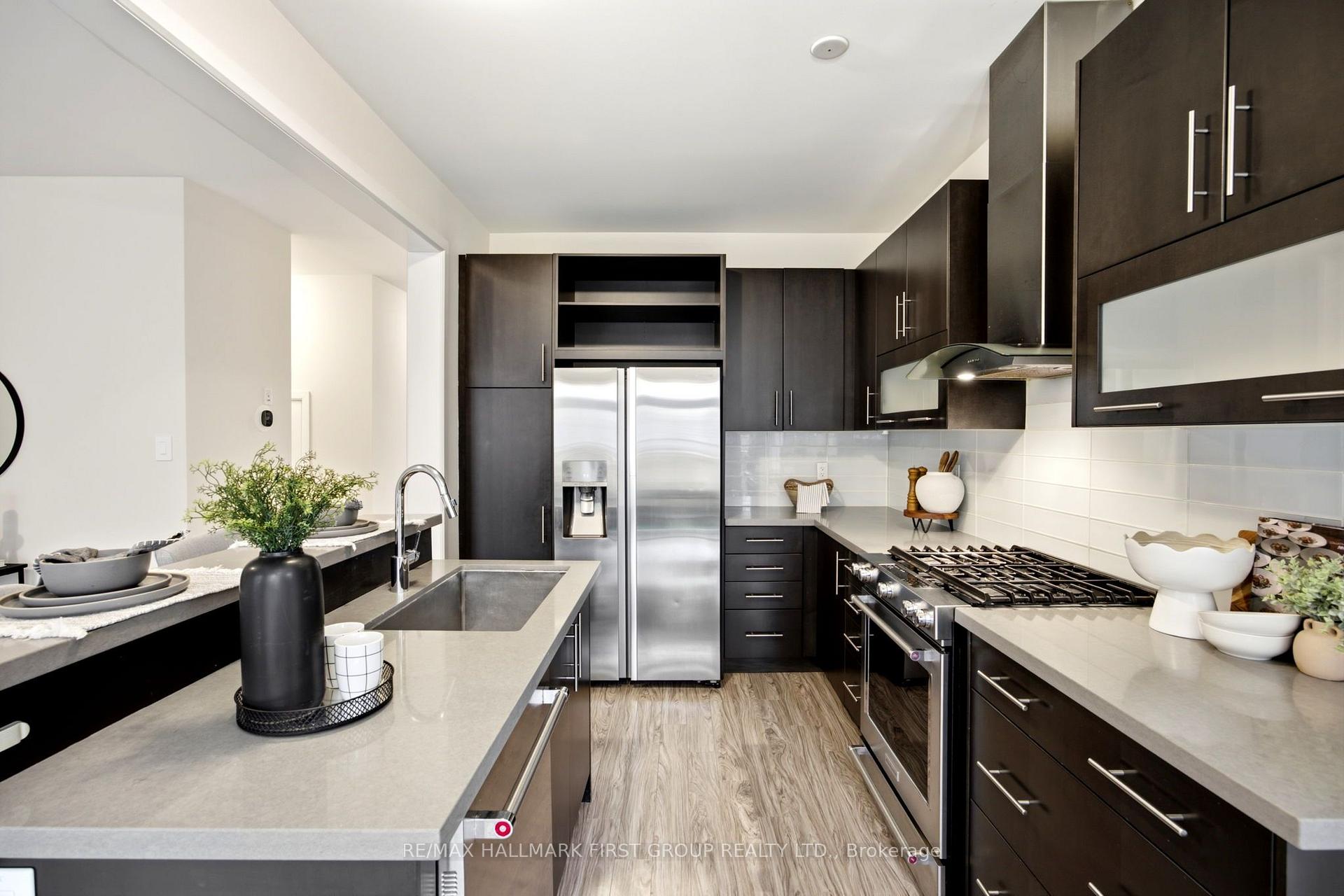 Photo 39 of 142 Vanier Street, Whitby, Pringle Creek — HOMEH