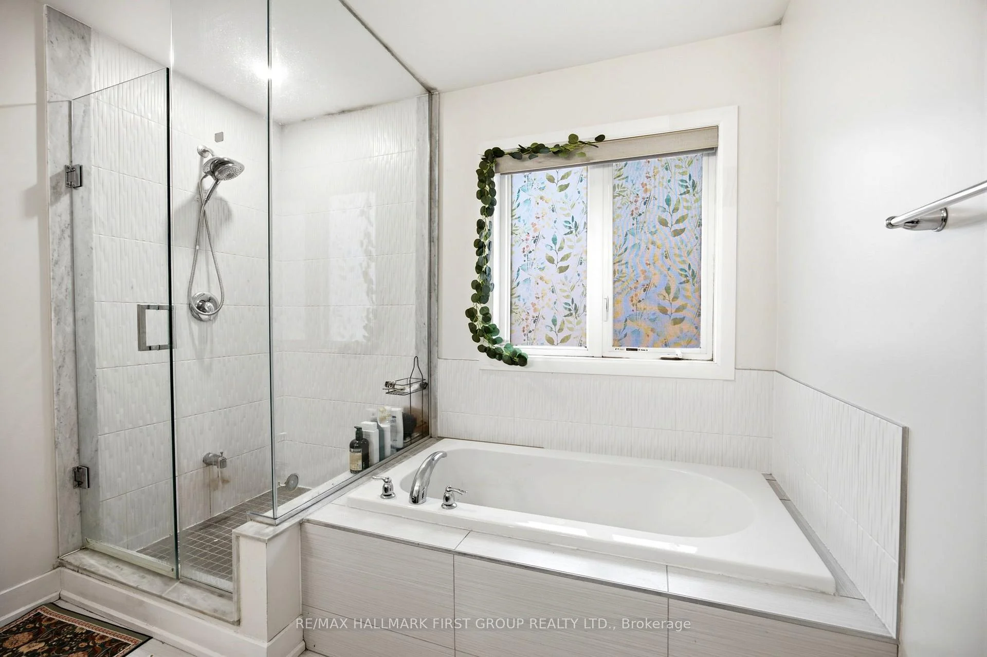Photo 8 of 142 Vanier Street, Whitby, Pringle Creek — HOMEH