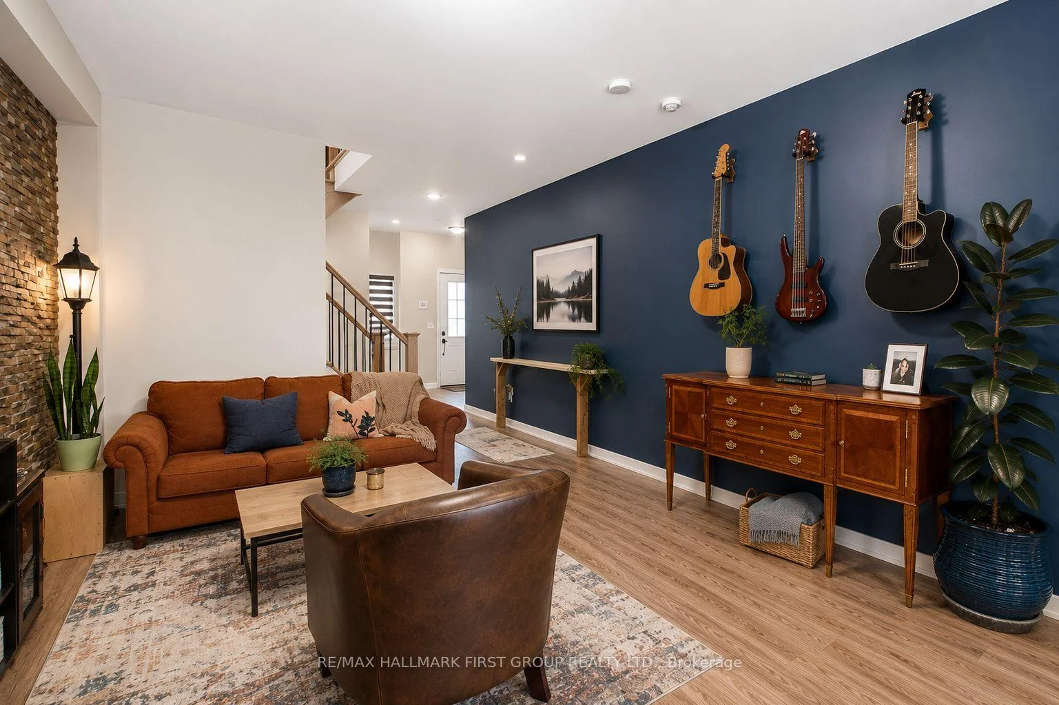 Photo 13 of 142 Vanier Street, Whitby, Pringle Creek — HOMEH