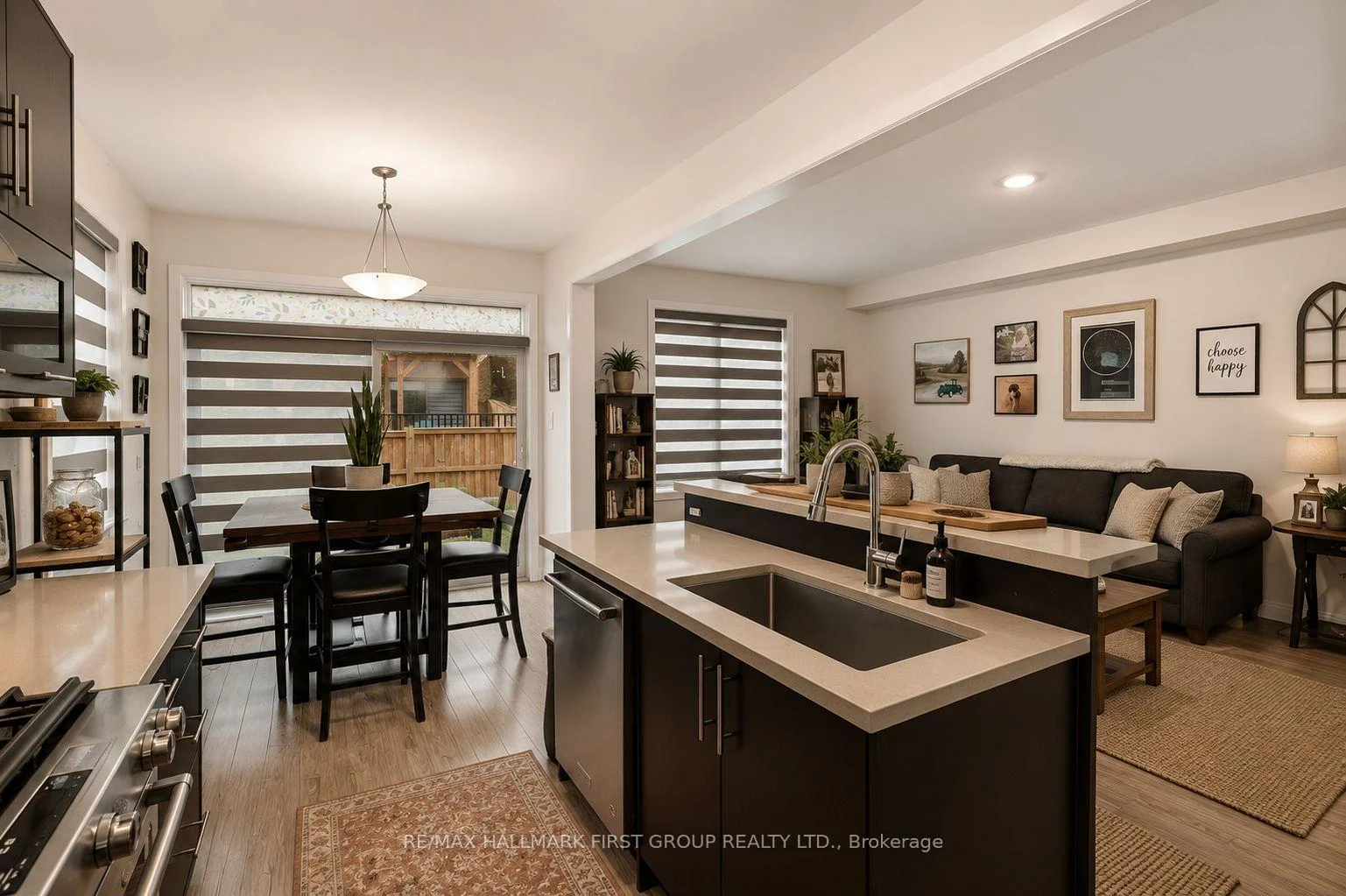 Photo 26 of 142 Vanier Street, Whitby, Pringle Creek — HOMEH