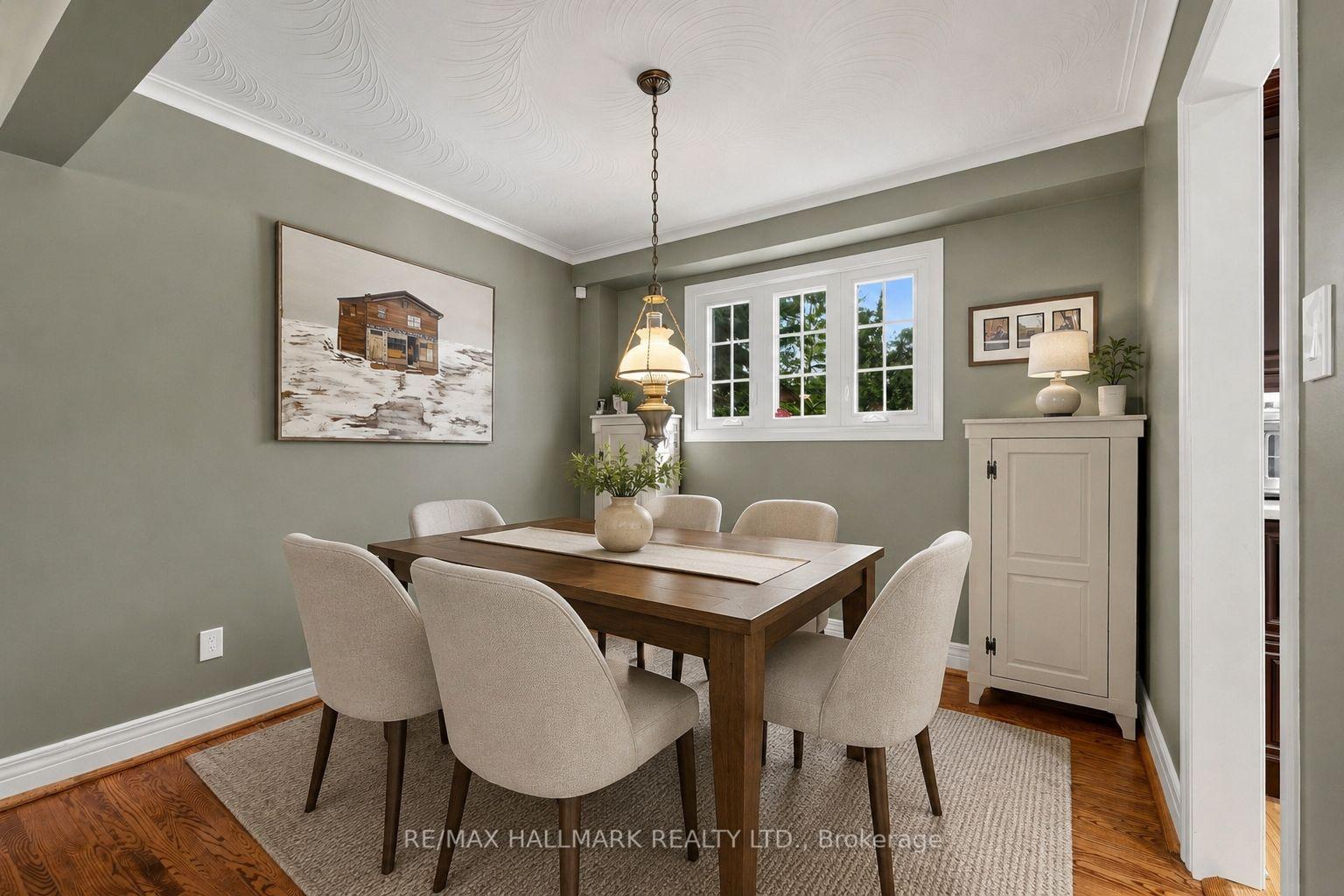Photo 9 of 135 Senator Reesors Drive, Markham, Sherwood-Amberglen — HOMEH