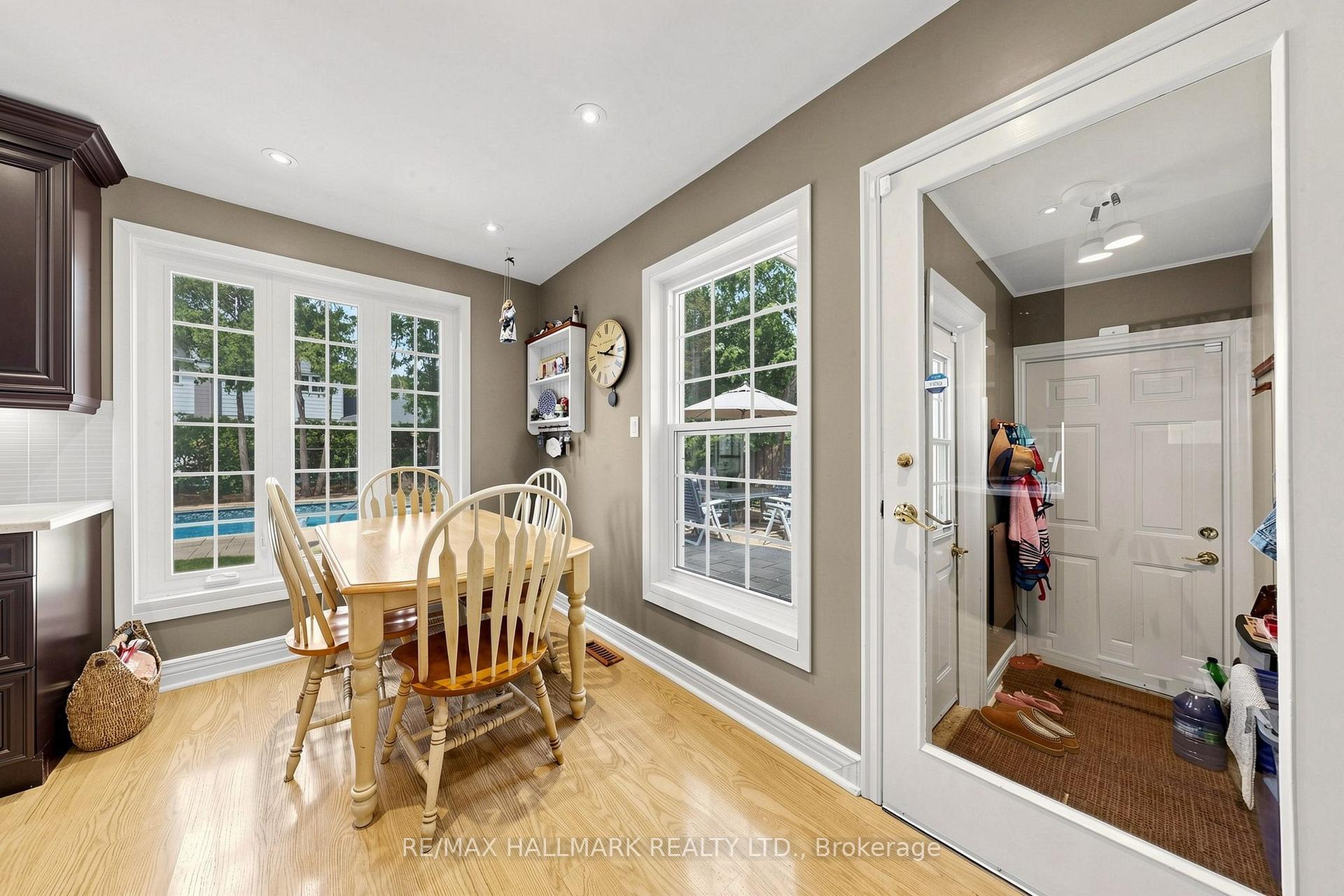 Photo 15 of 135 Senator Reesors Drive, Markham, Sherwood-Amberglen — HOMEH