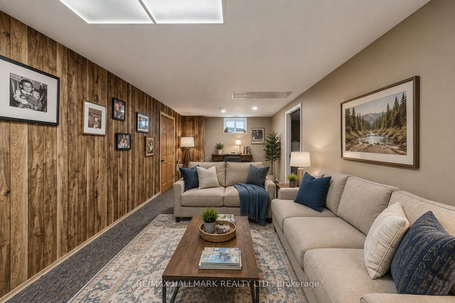 Photo 26 of 135 Senator Reesors Drive, Markham, Sherwood-Amberglen — HOMEH