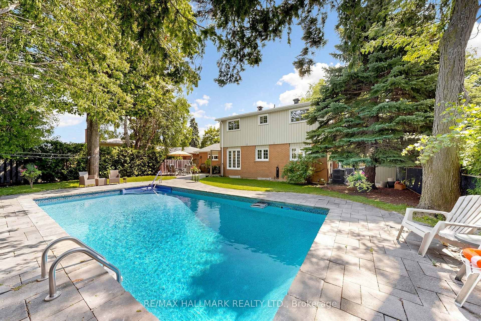 Photo 35 of 135 Senator Reesors Drive, Markham, Sherwood-Amberglen — HOMEH
