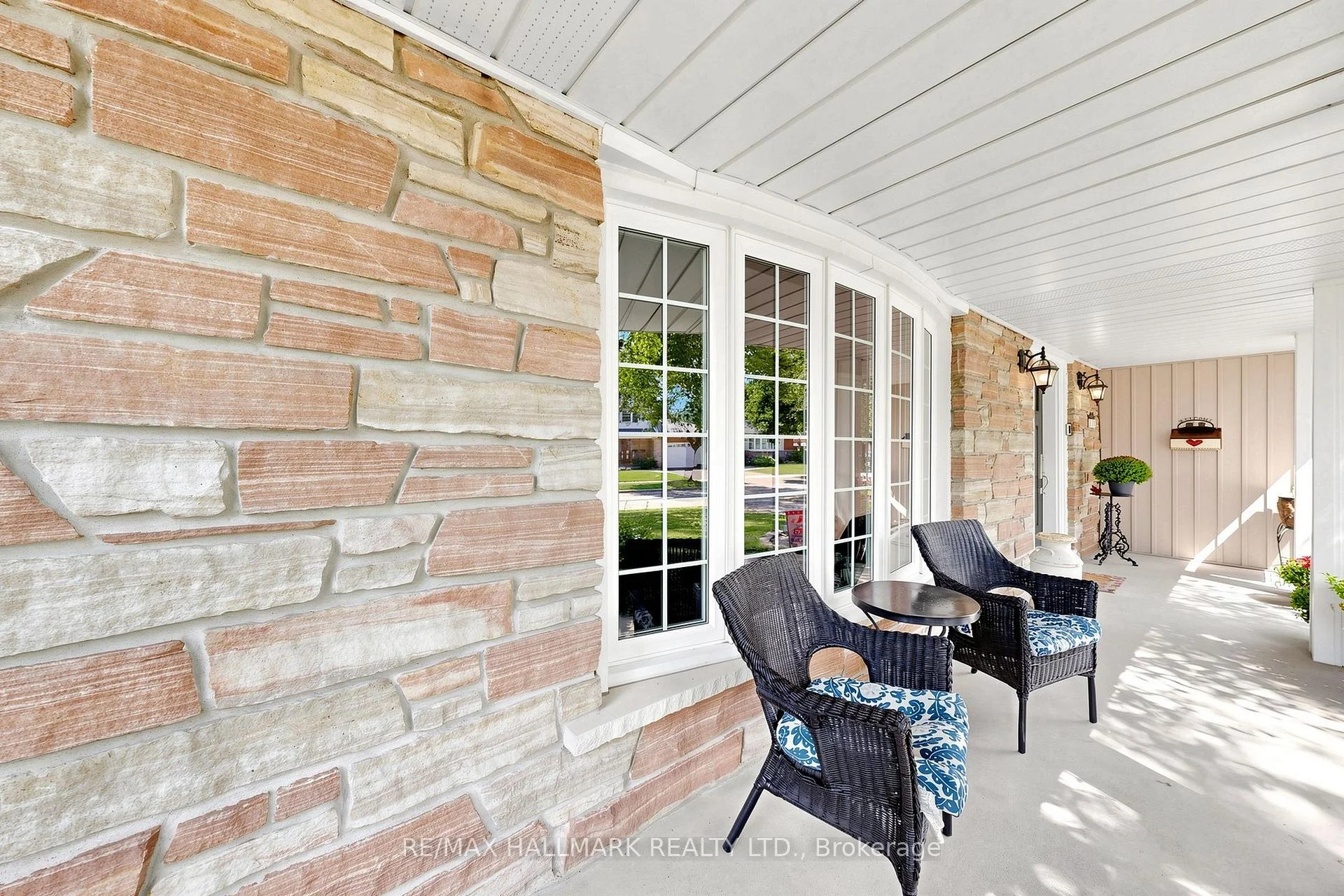 Photo 14 of 135 Senator Reesors Drive, Markham, Sherwood-Amberglen — HOMEH