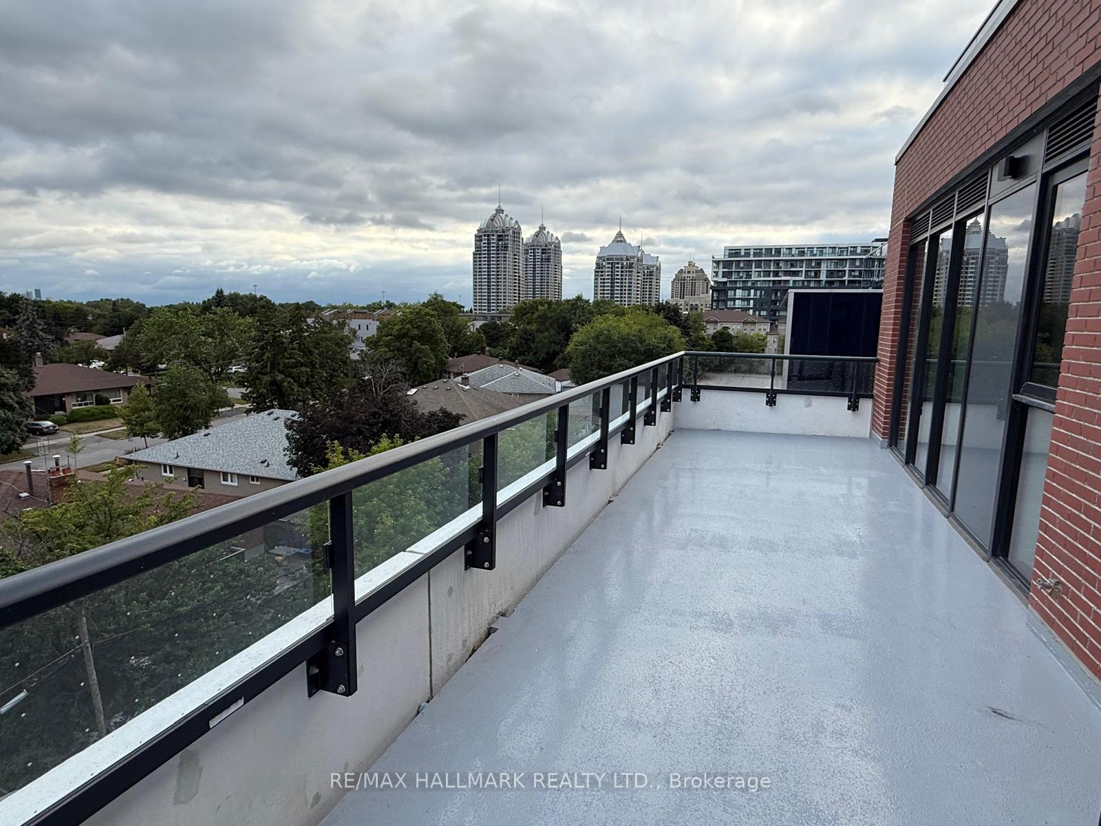 Photo 1 of Unit 607, 699 Sheppard Avenue E, North York, Bayview Village — HOMEH
