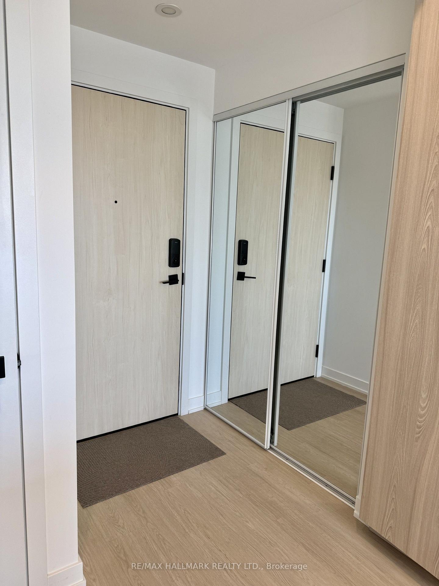 Photo 2 of Unit 607, 699 Sheppard Avenue E, North York, Bayview Village — HOMEH