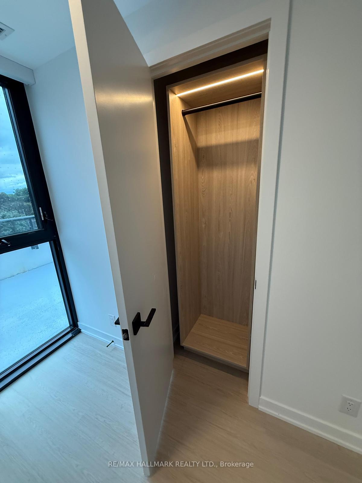 Photo 7 of Unit 607, 699 Sheppard Avenue E, North York, Bayview Village — HOMEH