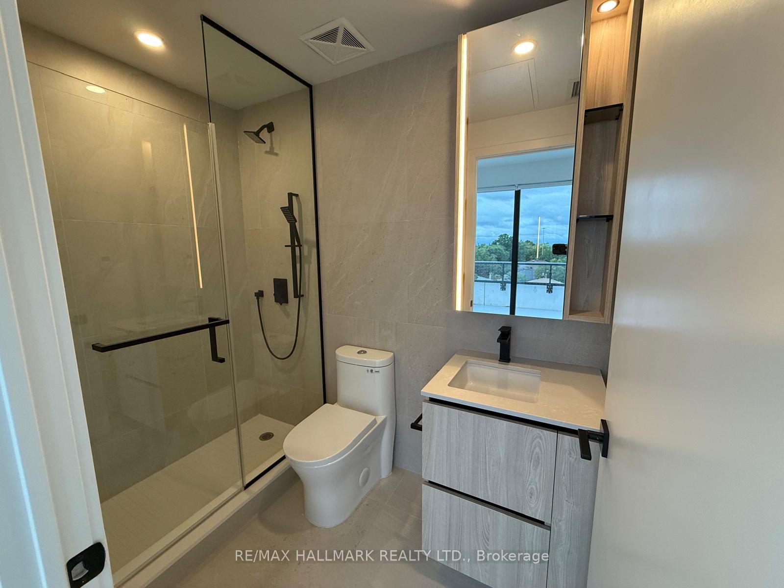 Photo 9 of Unit 607, 699 Sheppard Avenue E, North York, Bayview Village — HOMEH