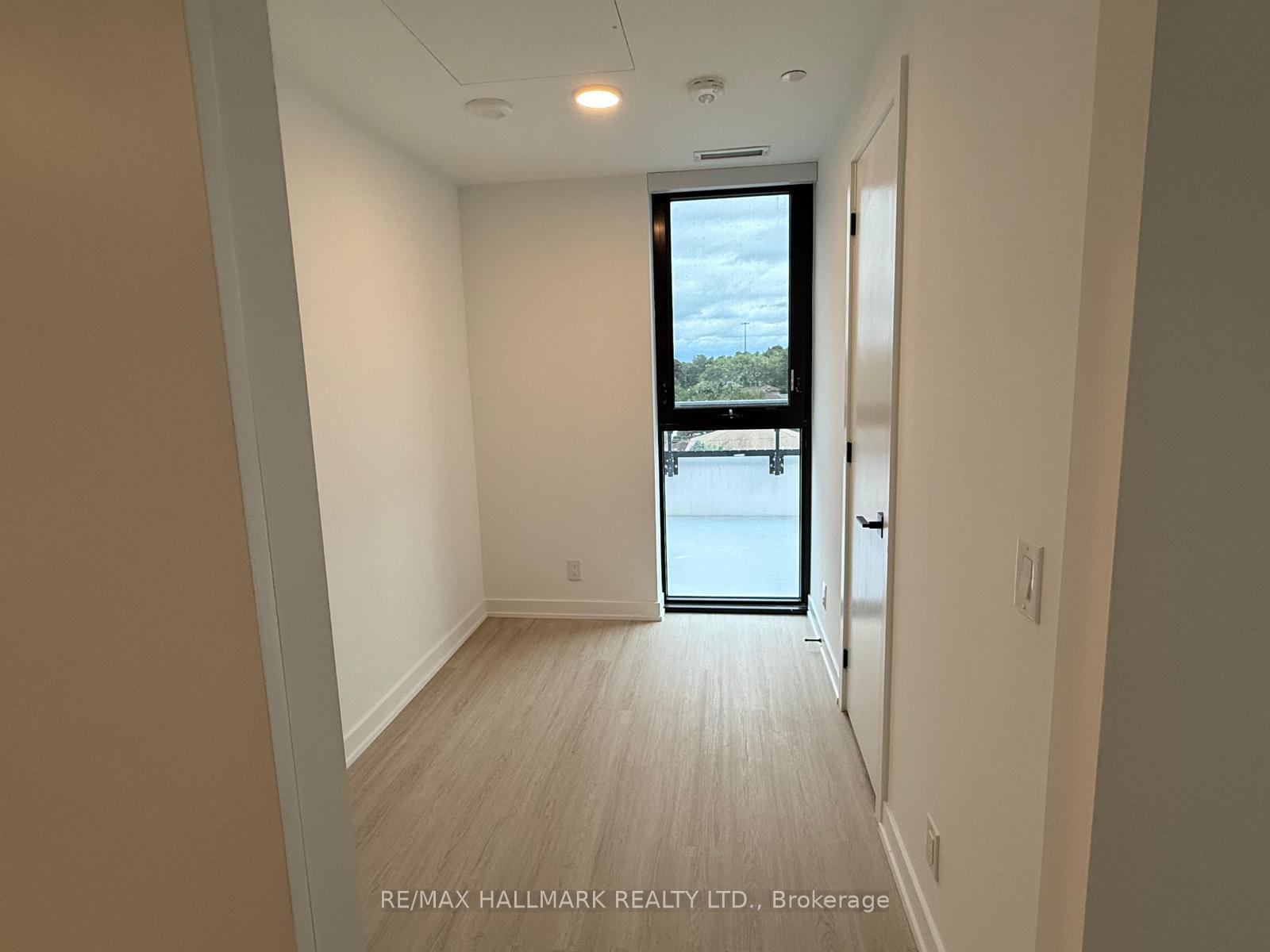 Photo 15 of Unit 607, 699 Sheppard Avenue E, North York, Bayview Village — HOMEH