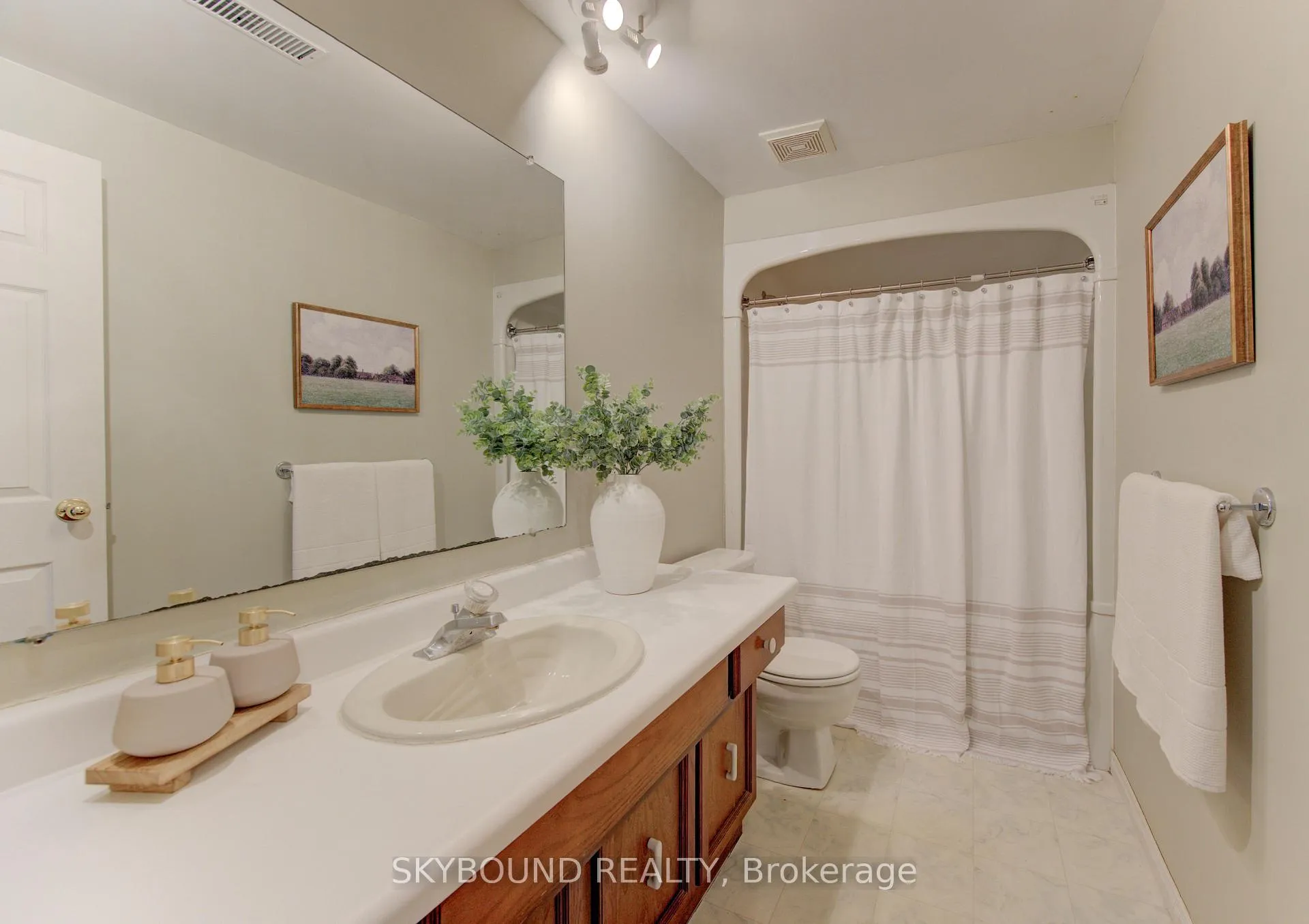 Photo 19 of Unit 27, 88 Mcdougall Road, Waterloo — HOMEH
