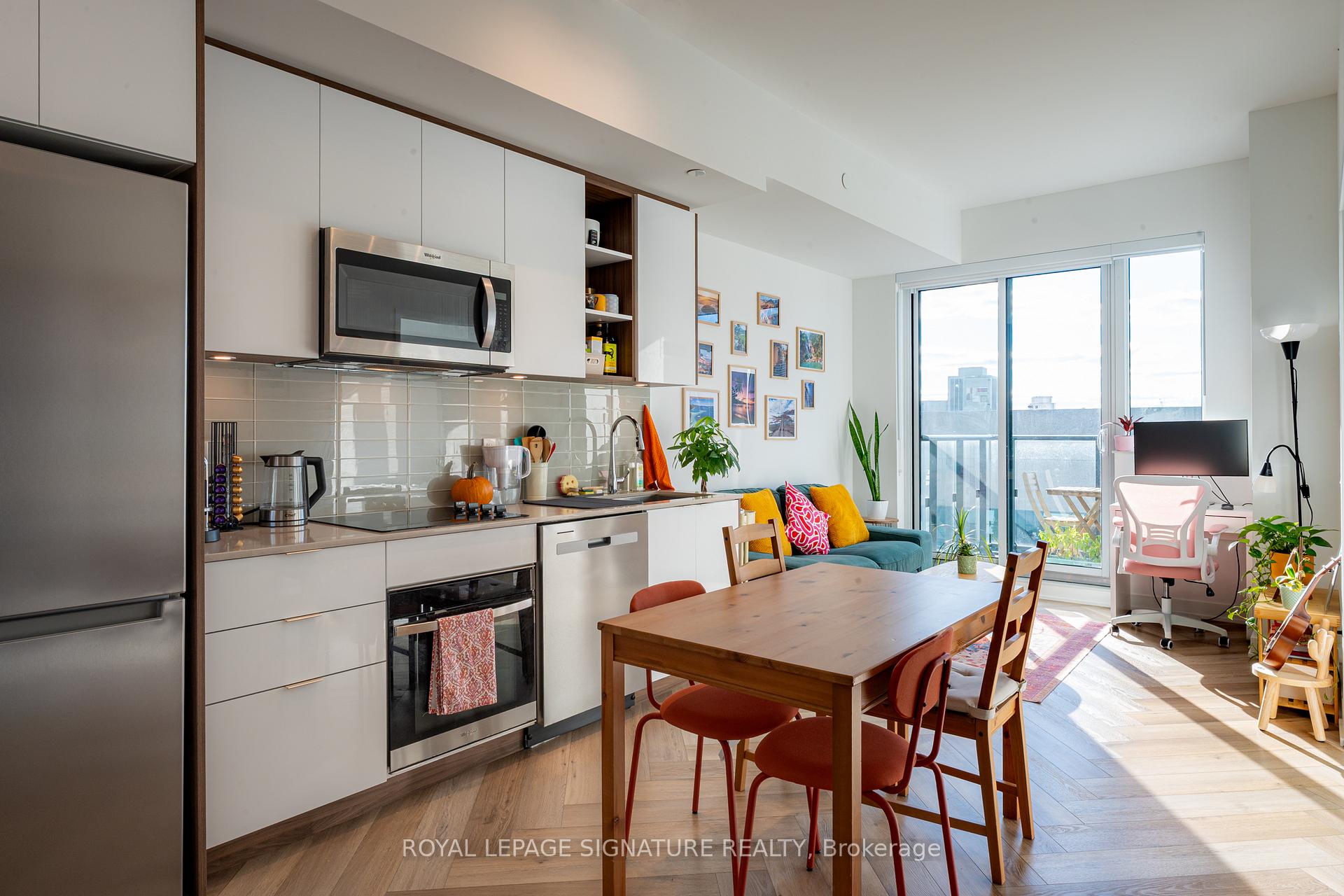 Front of Unit PH14, 543 Richmond Street W