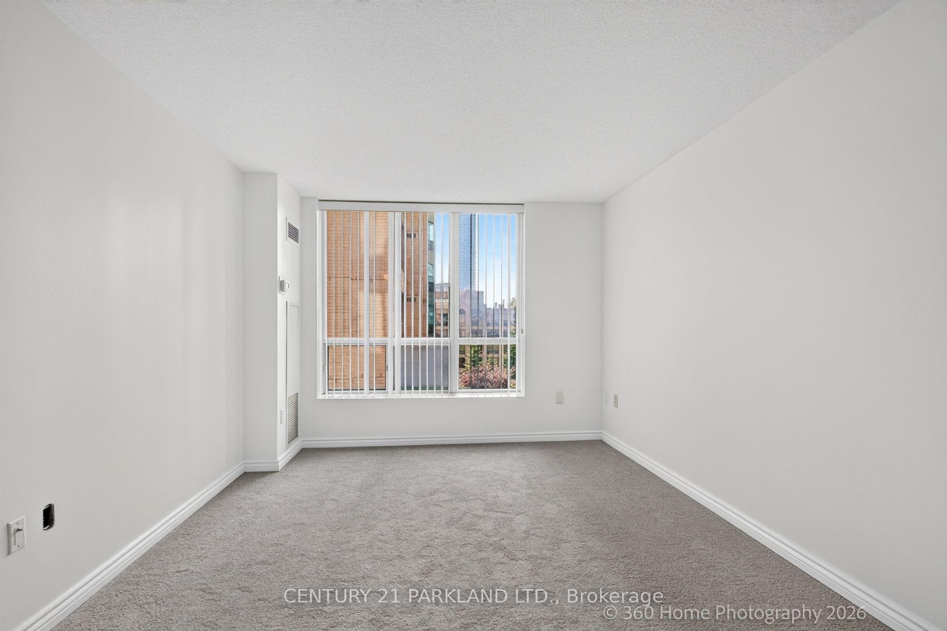 Photo 10 of Unit 609, 109 Front Street E, Toronto, Moss Park — HOMEH