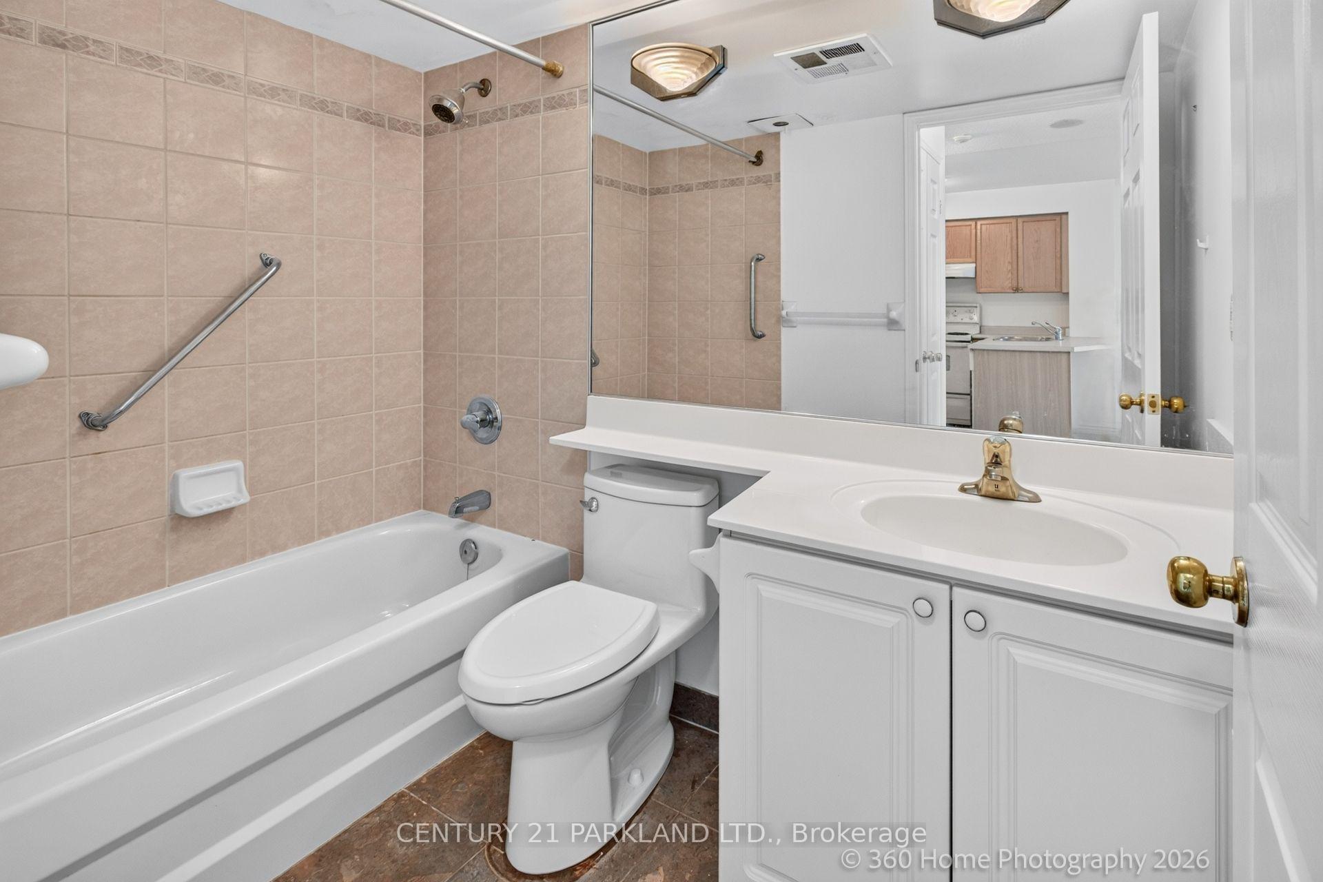 Photo 18 of Unit 609, 109 Front Street E, Toronto, Moss Park — HOMEH